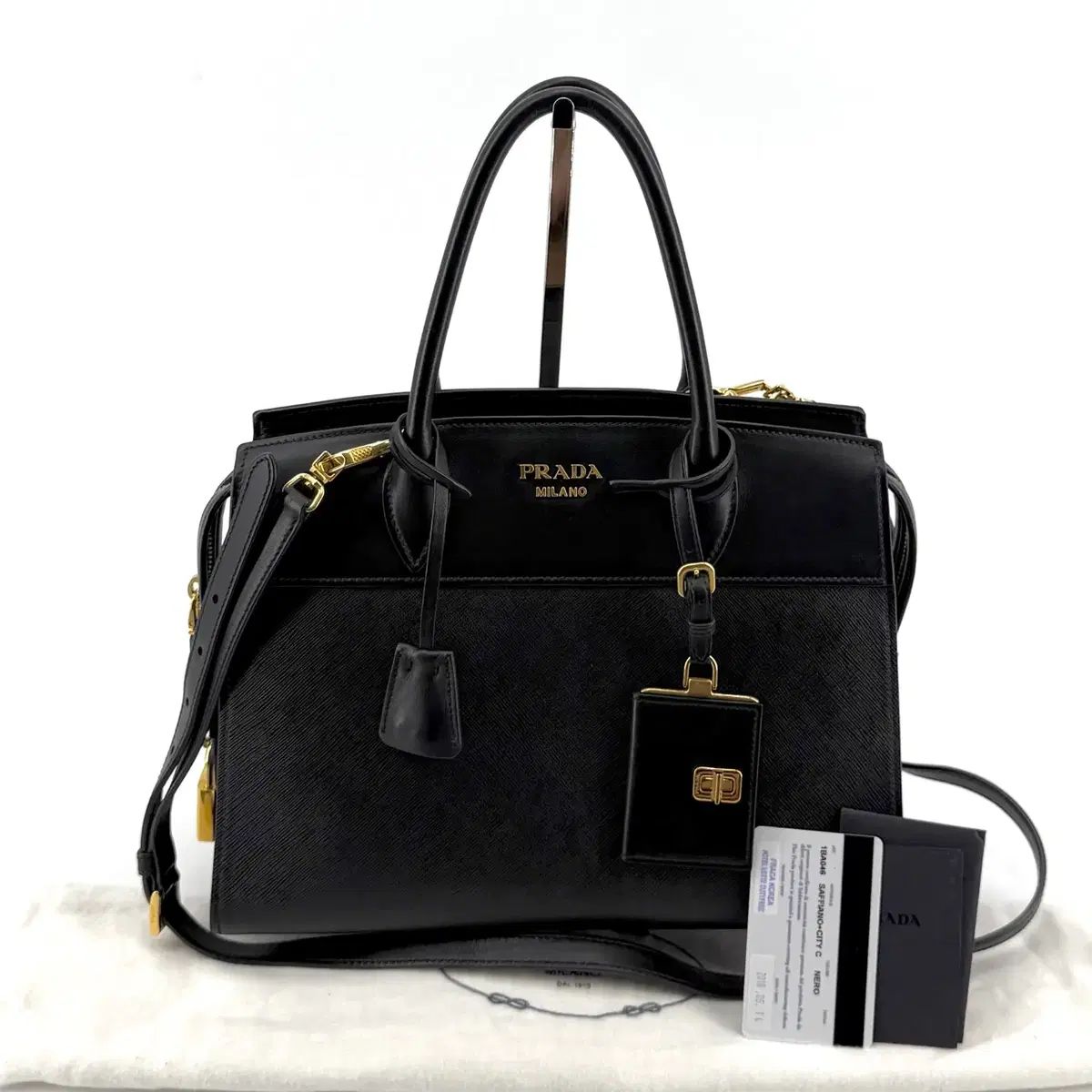 *正規品* PRADA プラダ サフィアーノ エスプラネード ショルダーバッグ 1BA046 91,160円