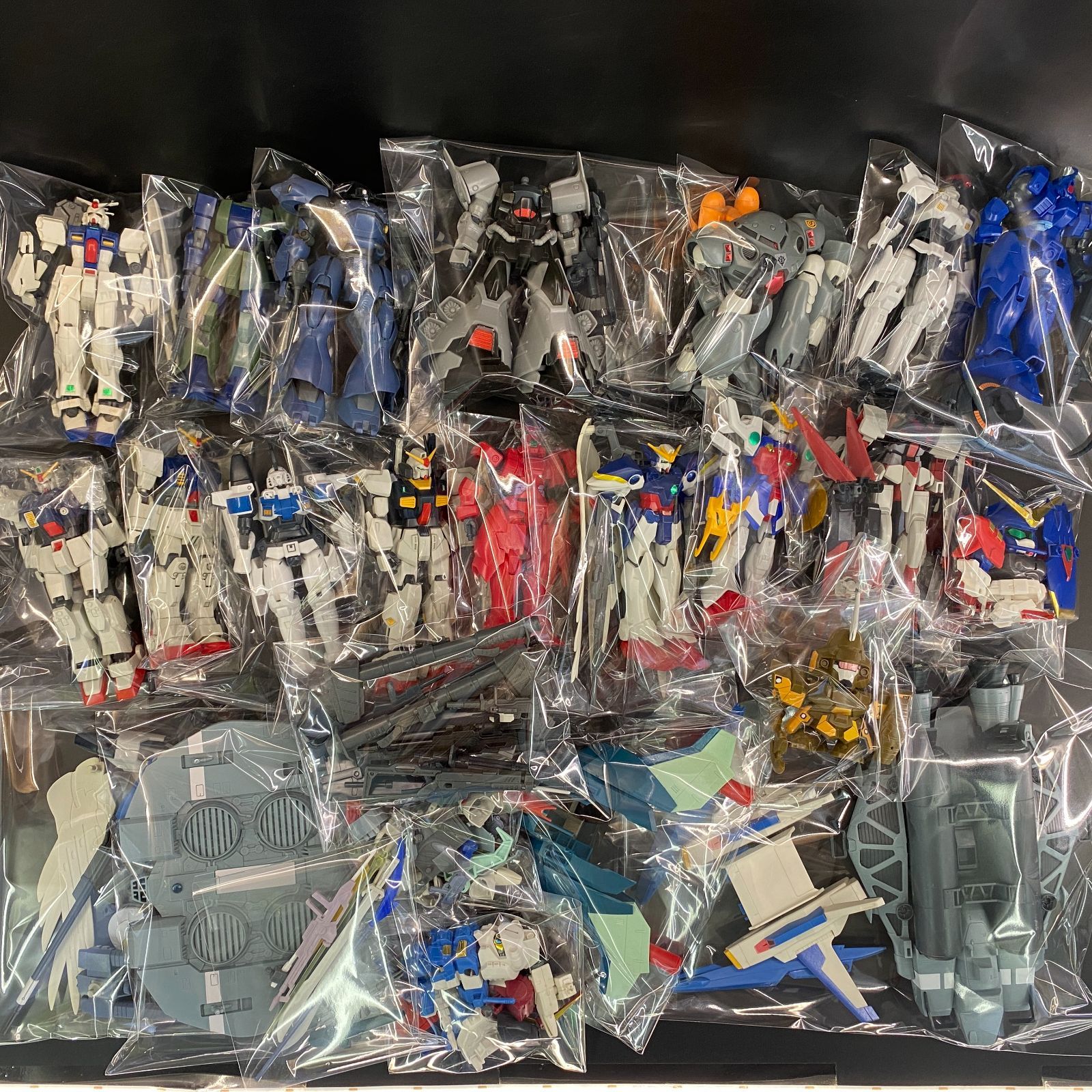 ガンプラ【未検品/ジャンク、パーツ取り用、キズ、ほこり、欠品多数