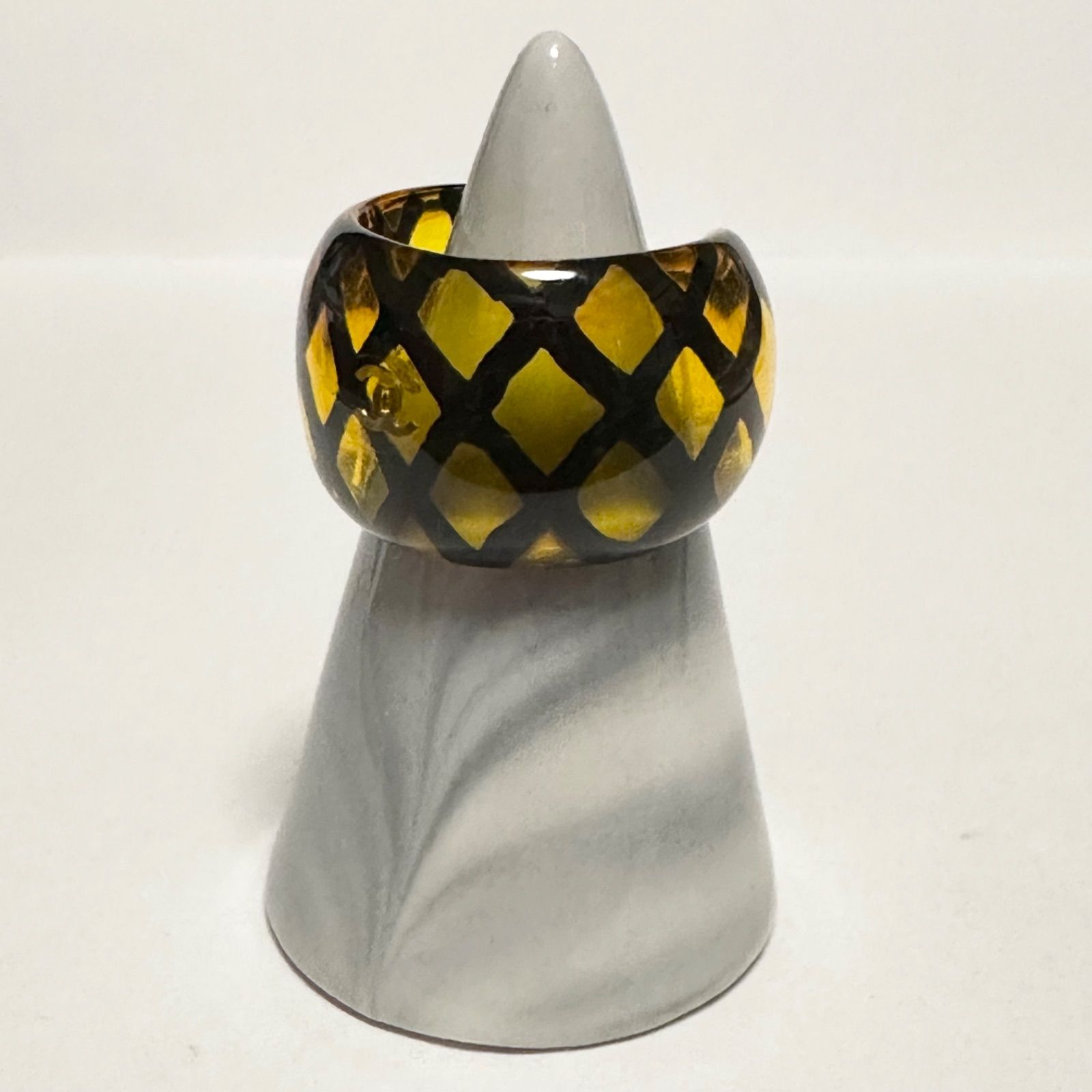 https://assets.mercari-shops-static.com/-/large/plain/2JXaocoEk4HiwBfotZFcLe.jpg@jpg