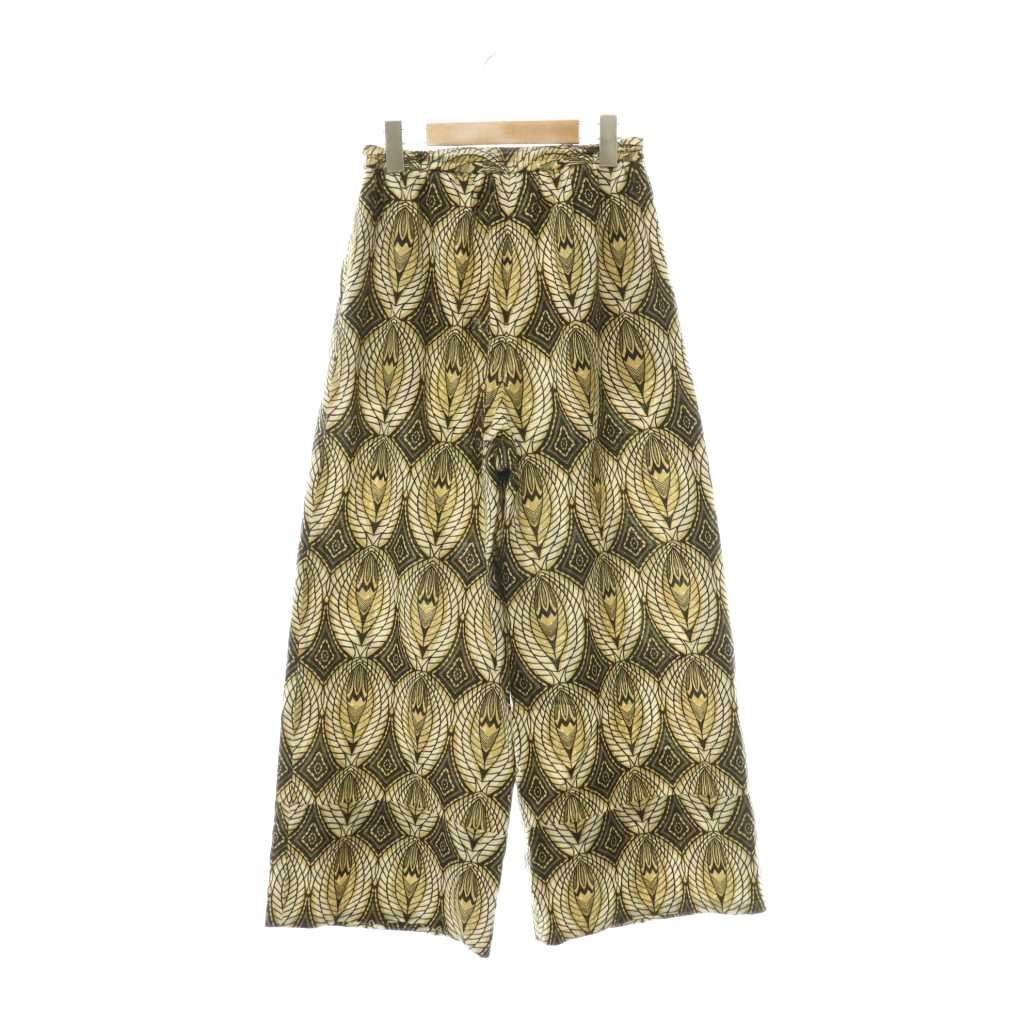 https://assets.mercari-shops-static.com/-/large/plain/2JXb9BgTznJpKwyvLXM5Wp.jpg@jpg
