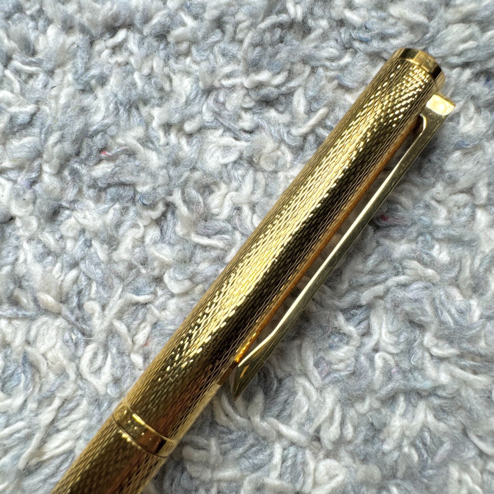 訳あり Dunhill ダンヒル ボールペン ゴールド エングレービング