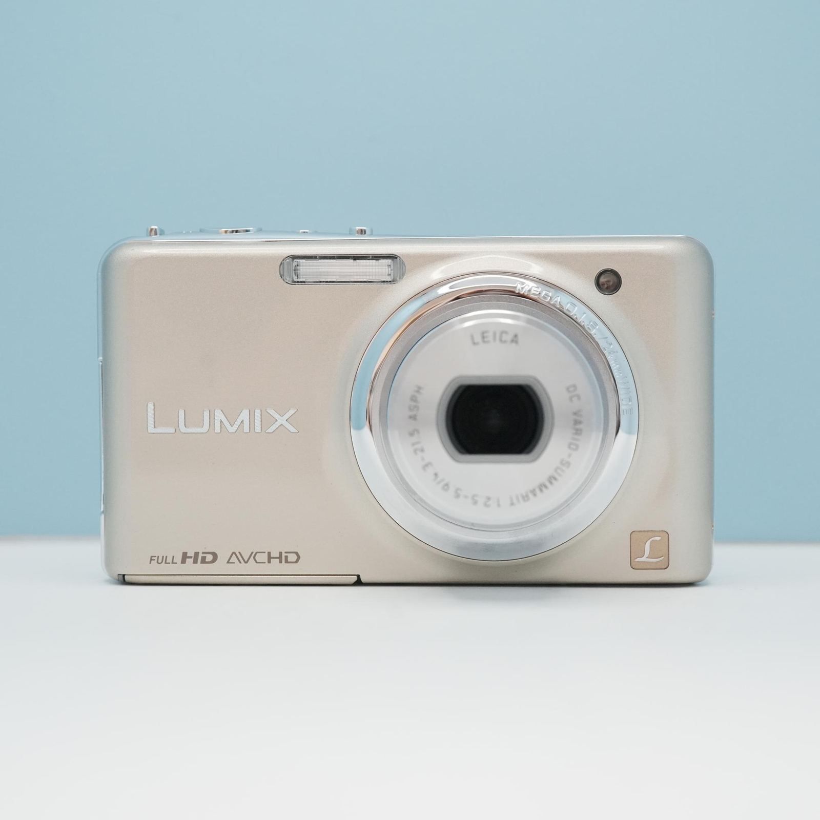 Panasonic LUMIX DMC-FX77 デジカメ スマホ転送OK フルセット 極美品