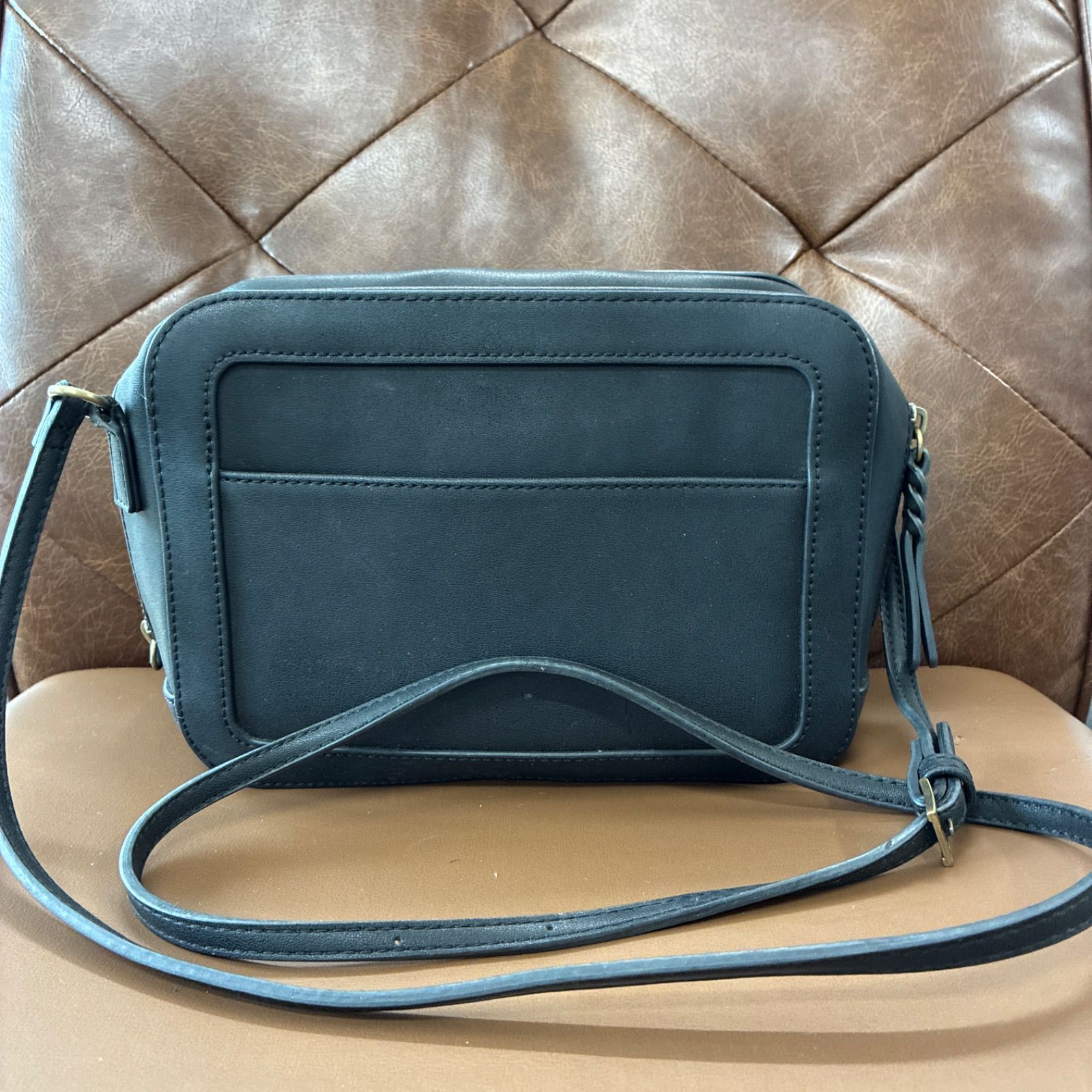 https://assets.mercari-shops-static.com/-/large/plain/2JXd6quzPwjtRM3fkYRopz.jpg@jpg