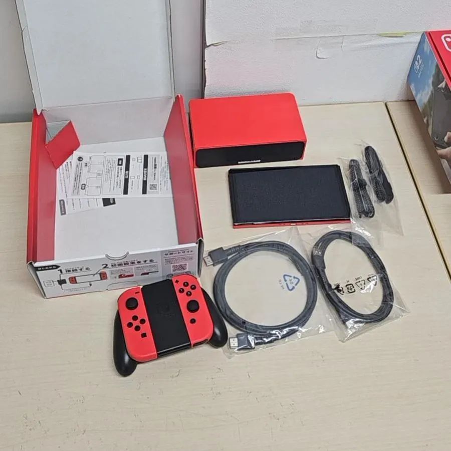 Nintendo Switch 有機ELモデル レッド 本体 中古 動作確認済み C10033