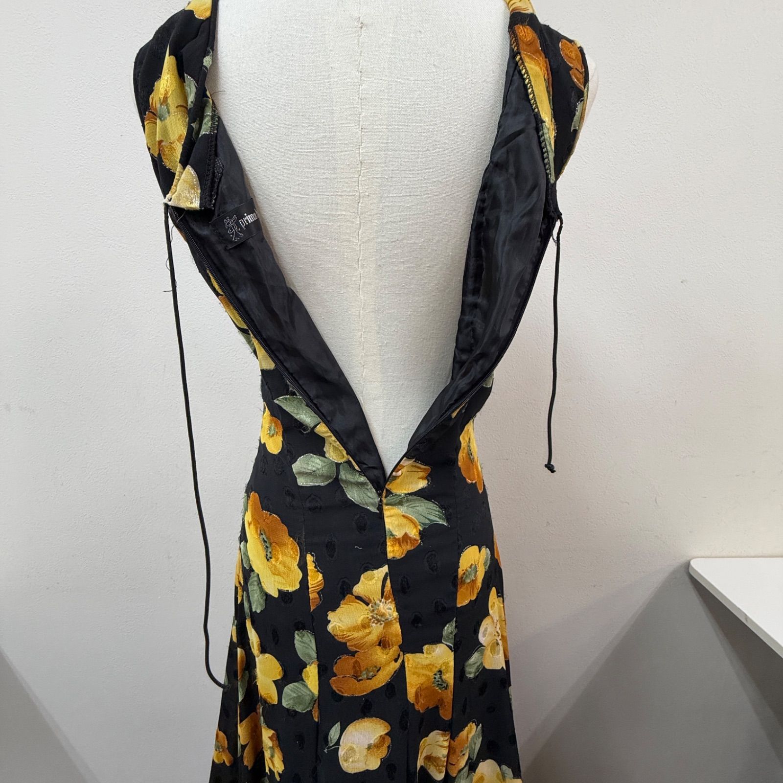 prima boutique フラメンコ ￼ドレス衣装 ￼セットアップ ボレロ prima boutique】フラメンコ衣装 ツーピース セットアップ 黒 黄色 花
