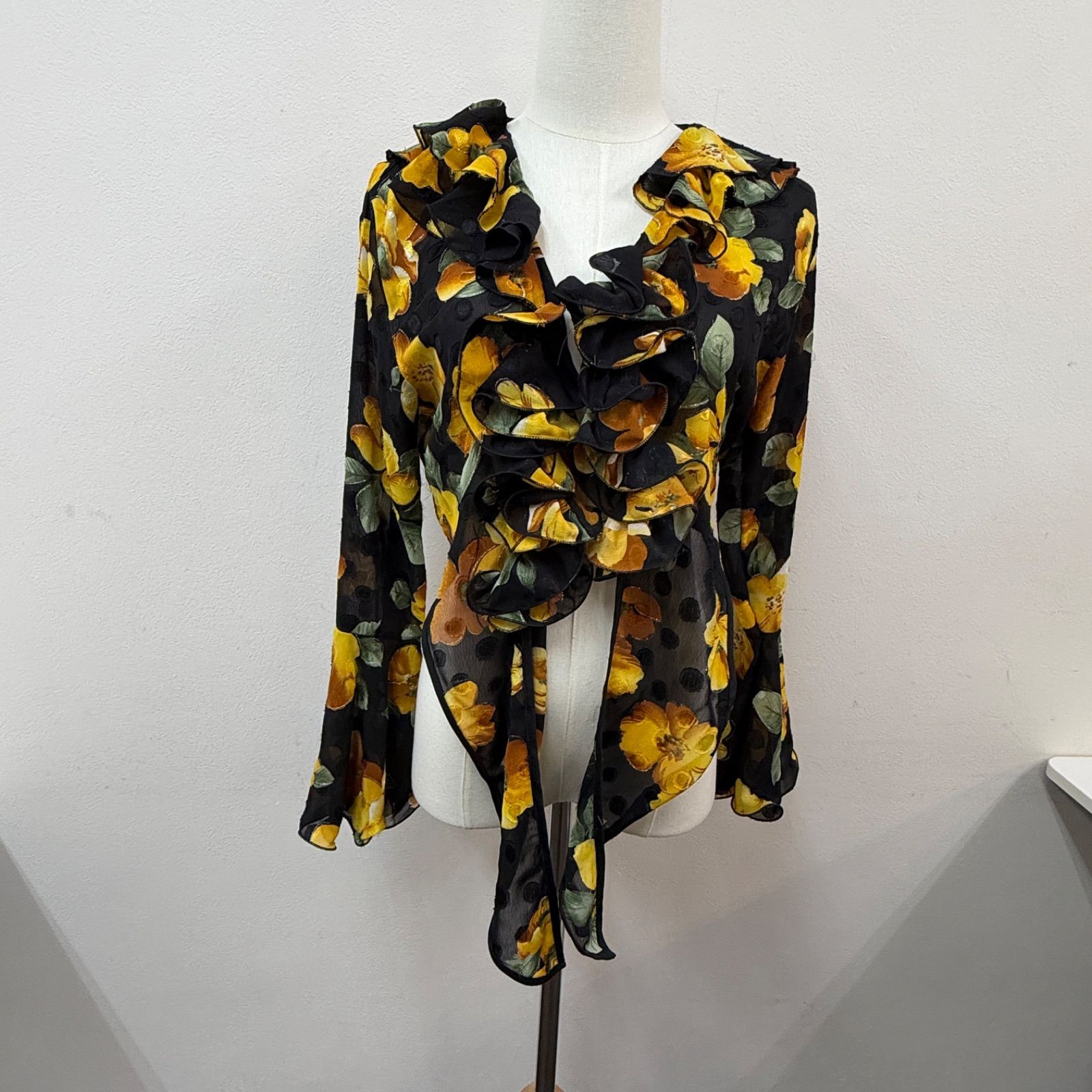 prima boutique】フラメンコ衣装 ツーピース セットアップ 黒 黄色 花