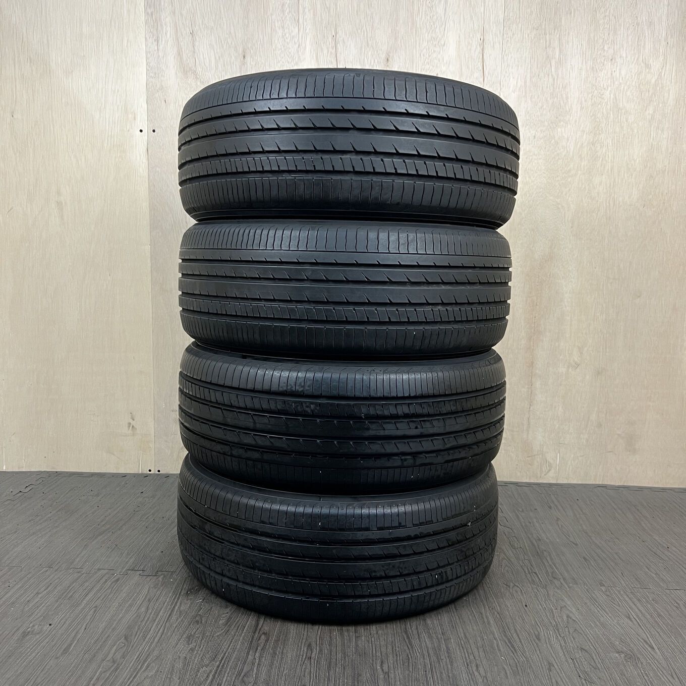 タイヤのみ]サマータイヤ 215/50R17 YOKOHAMA ADVAN DB V553 4本セット