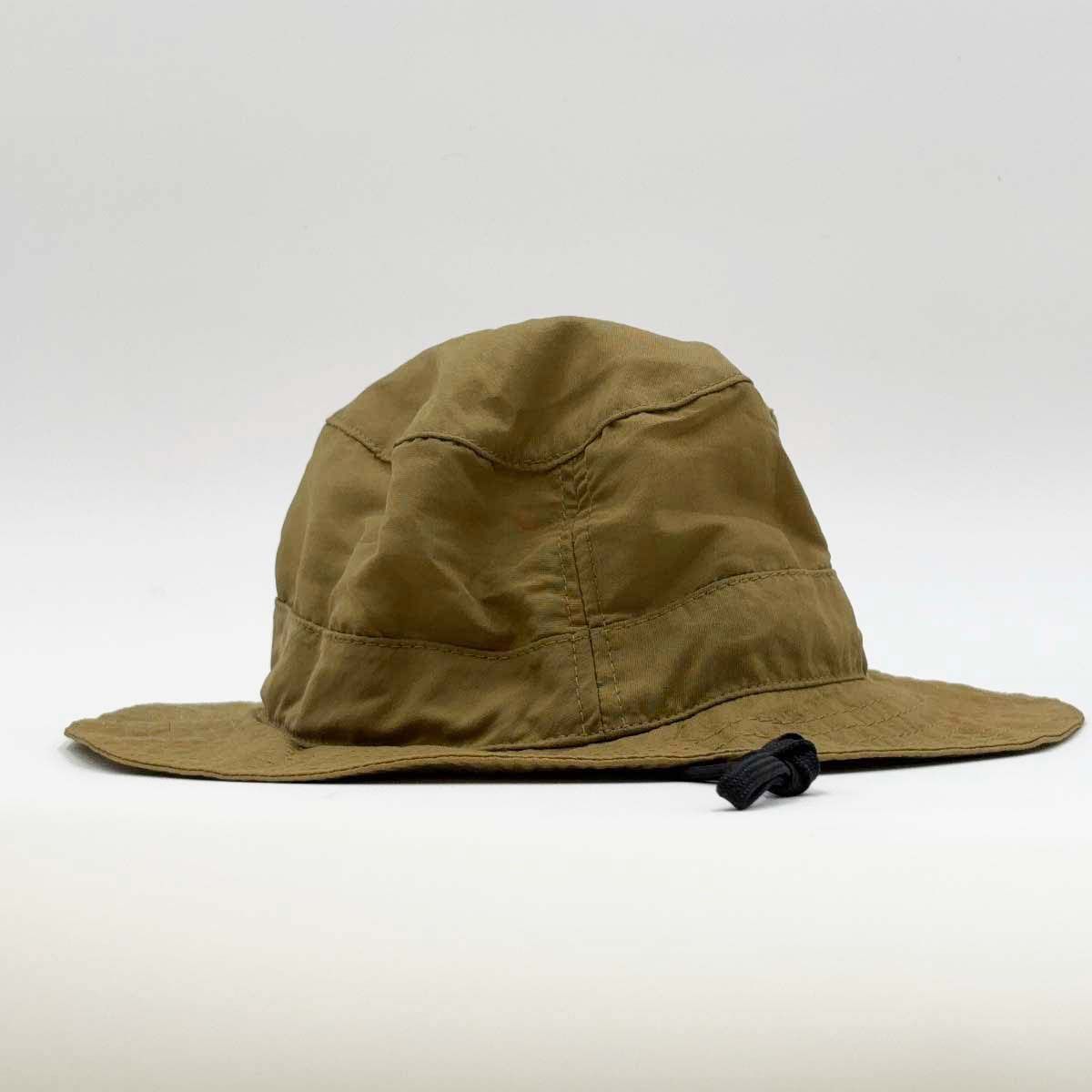 https://assets.mercari-shops-static.com/-/large/plain/2JXdVseFgJvjsHTcqXahX2.jpg@jpg