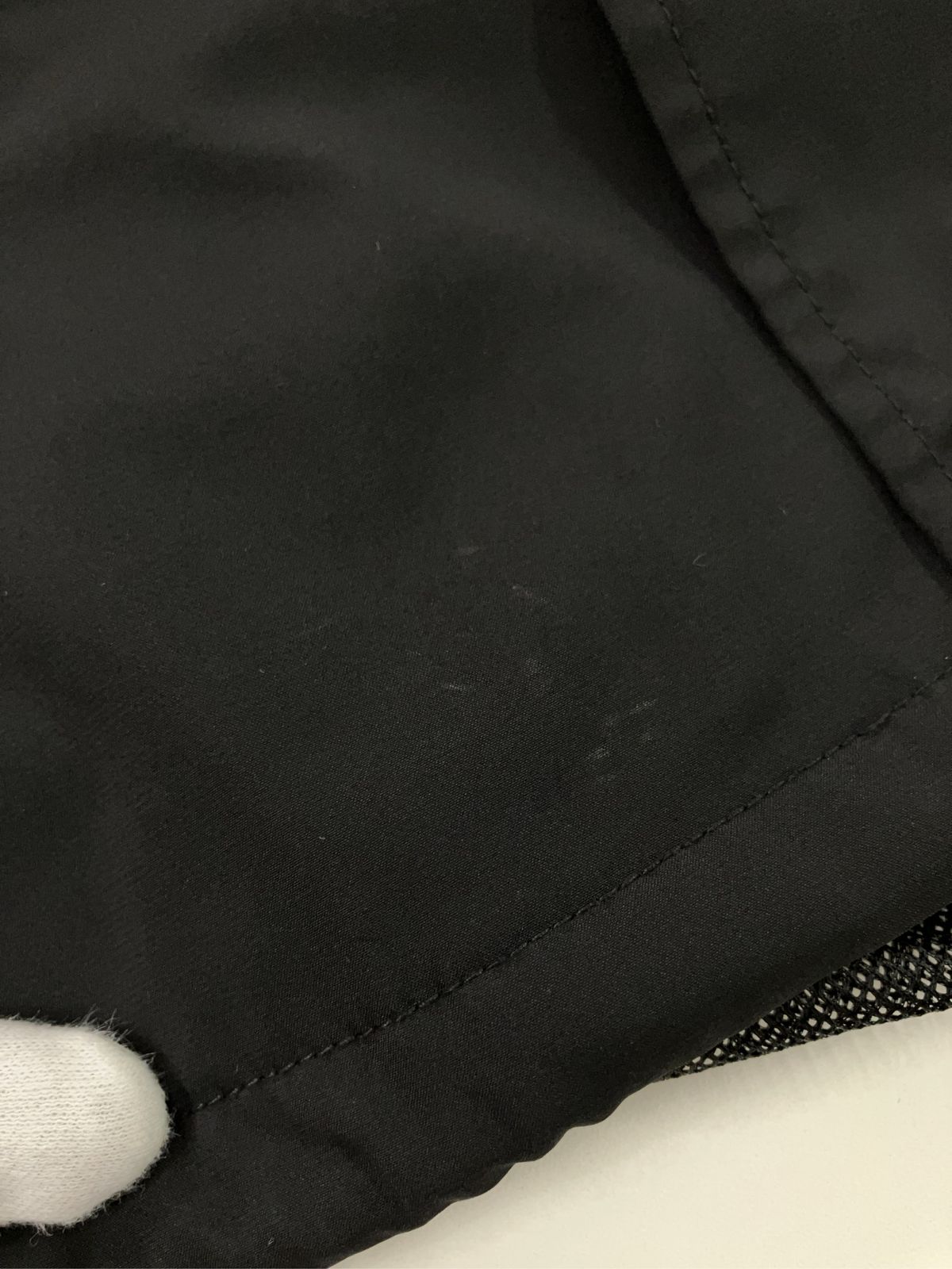 https://assets.mercari-shops-static.com/-/large/plain/2JXdspAtM9cBpqkibmTL9A.jpg@jpg