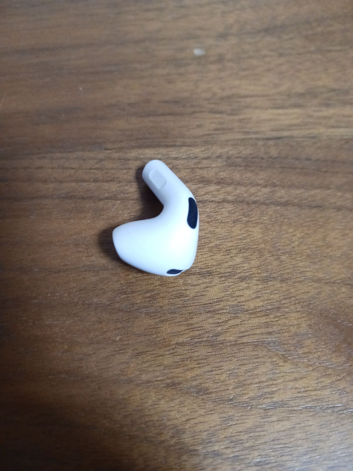 正規品）AirPods 第4世代 右耳のみ ノイズキャンセリング無しモデル