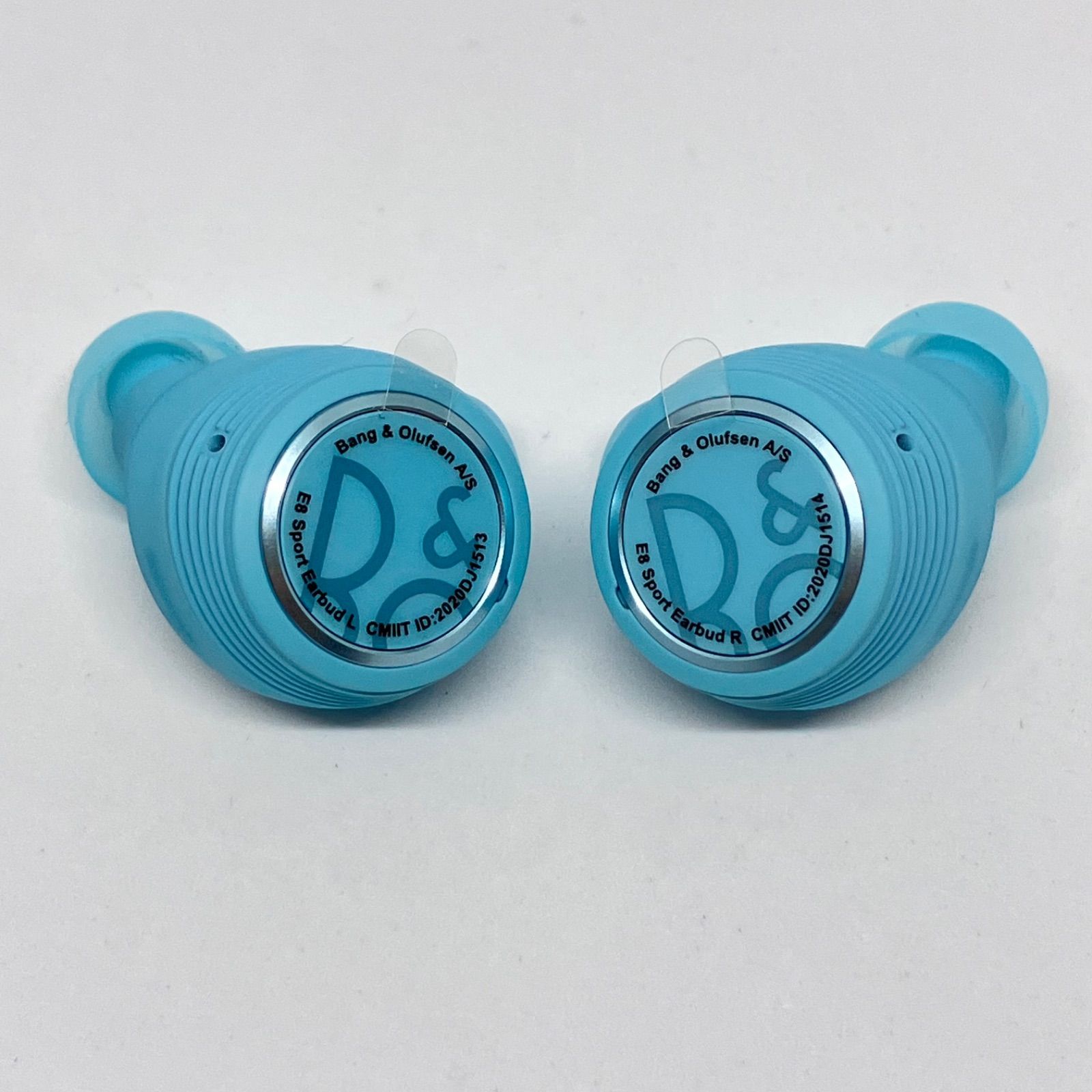 26090304-1 ジャンク 左右イヤホンのみ B＆O Beoplay E8 Sport Oxygen
