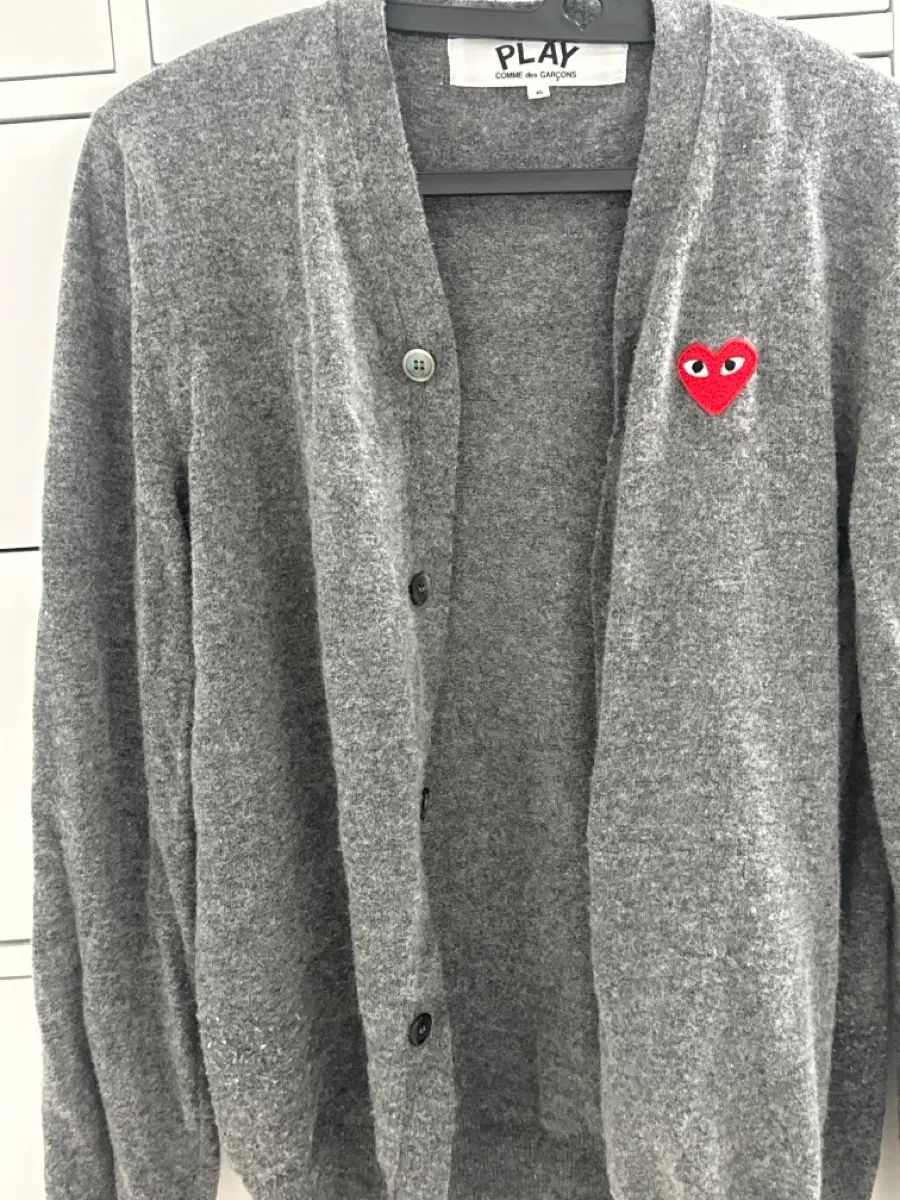 新品)COMME des GARCONS コム・デ・ギャルソン PLAY (プレイ) カーディガン グレー