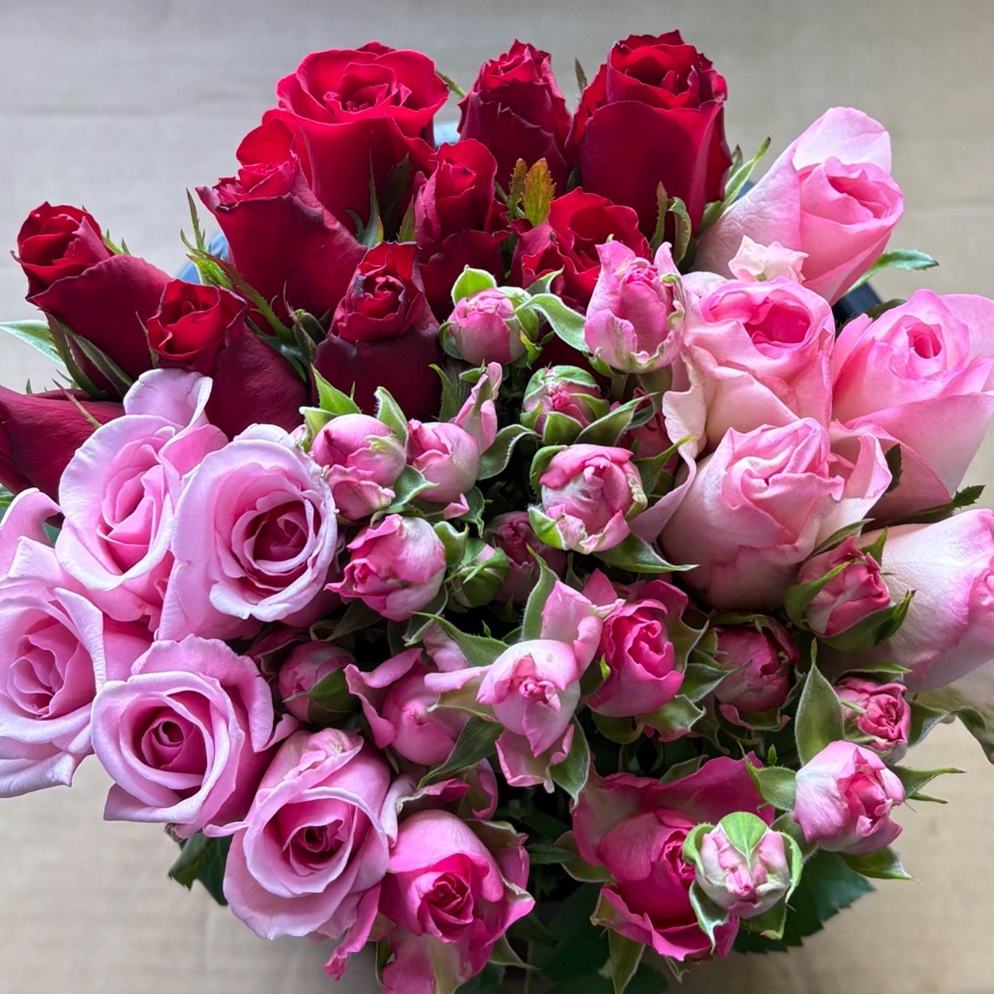 薔薇生花 35cm25本💐*·̩͙𓈒𓂂 - メルカリ