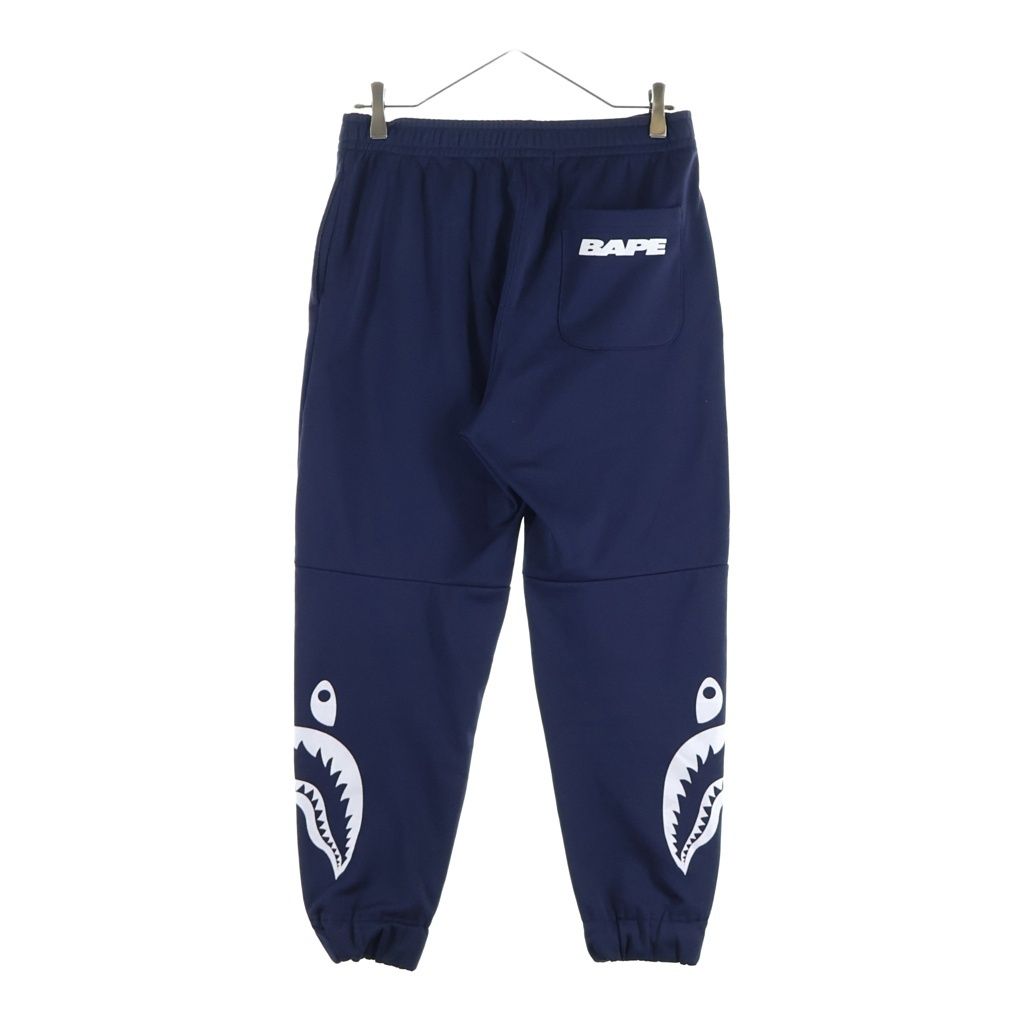 m*1様 アベイシングエイプ　シャークパンツ A BATHING APE (アベイシングエイプ) SIDE SHARK SLIM TRACK PANTS