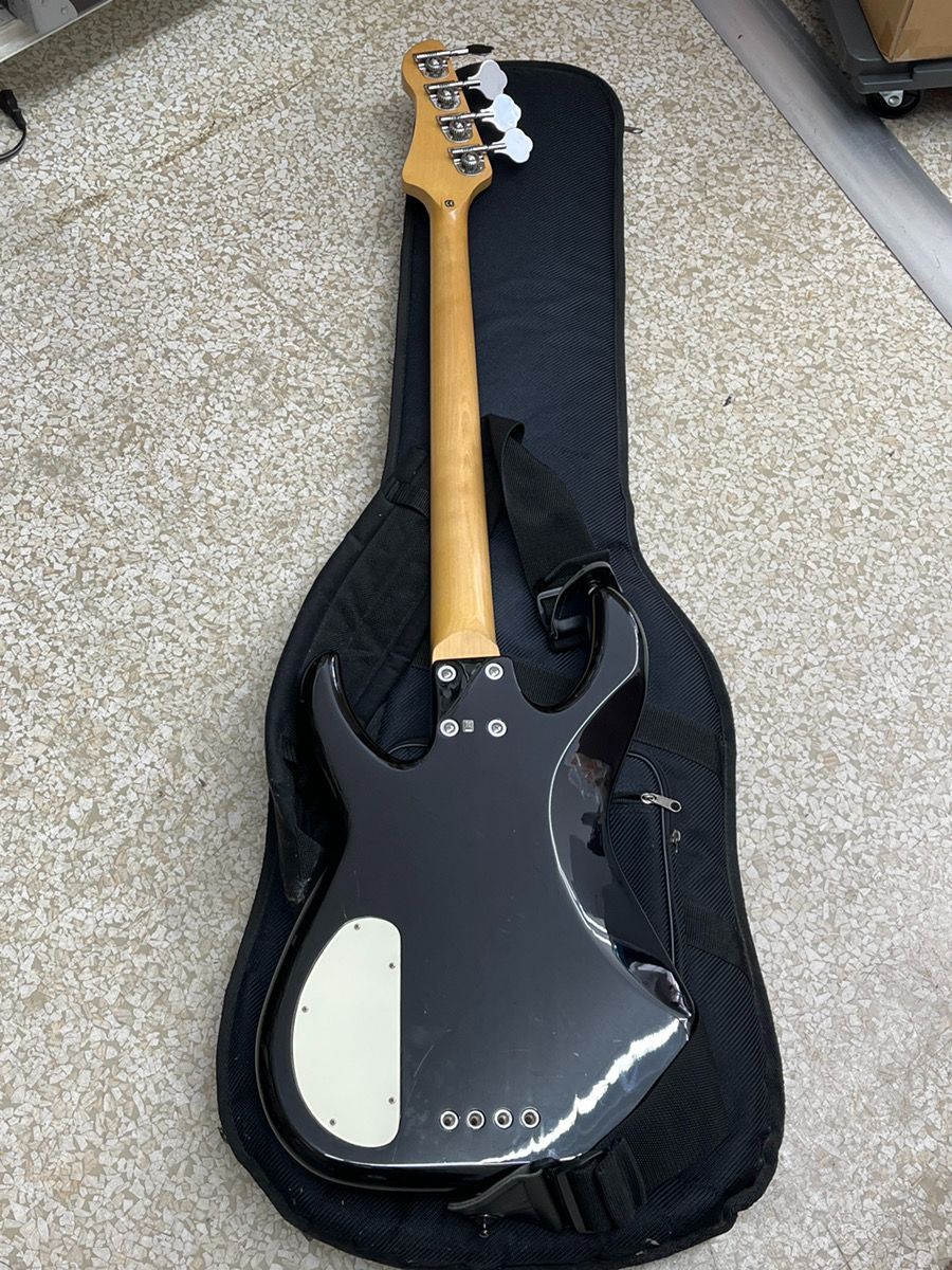 Fleabass Model 32 Flea監修ベース - メルカリ