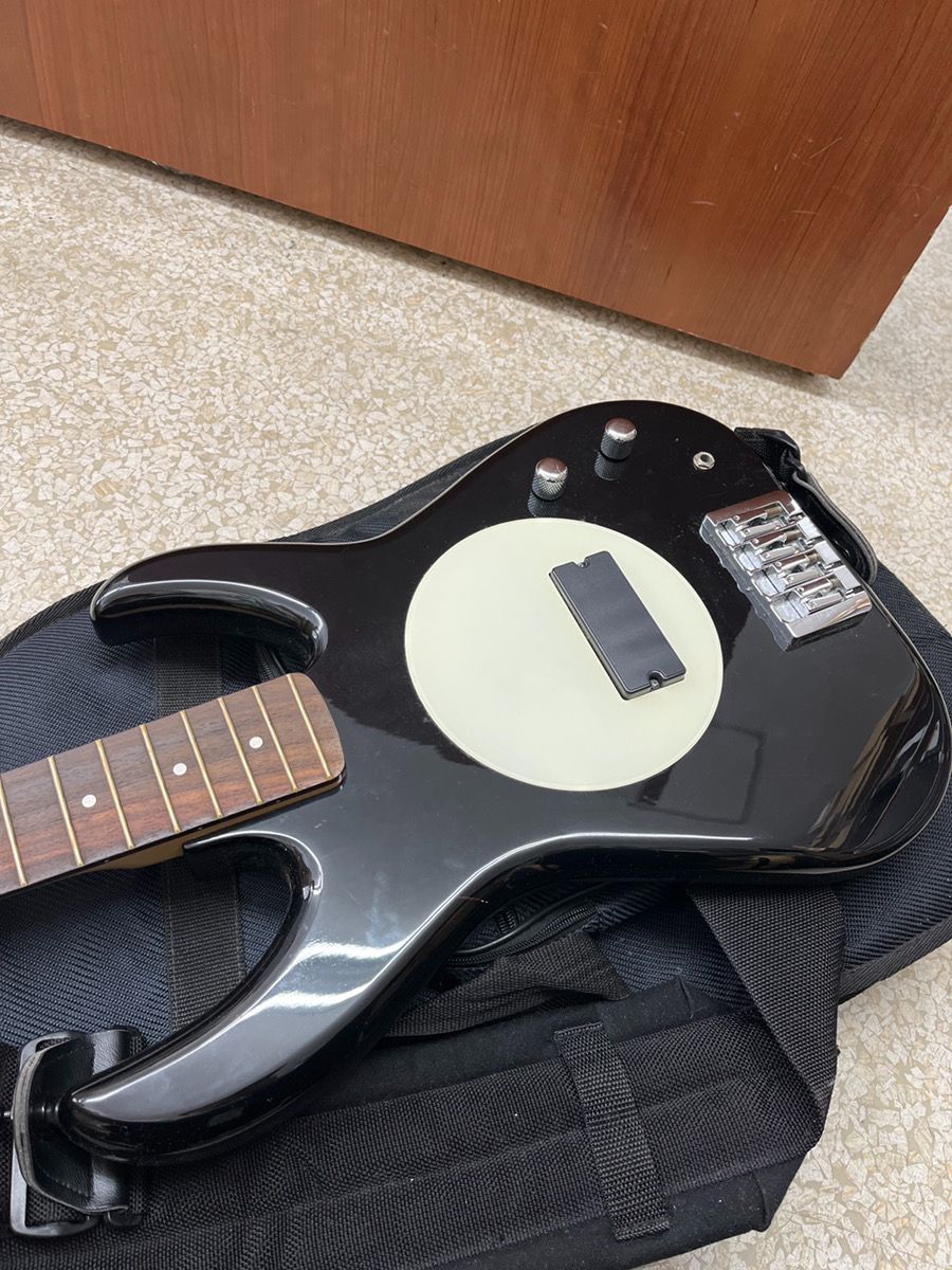 Fleabass Model 32 Flea監修ベース - メルカリ