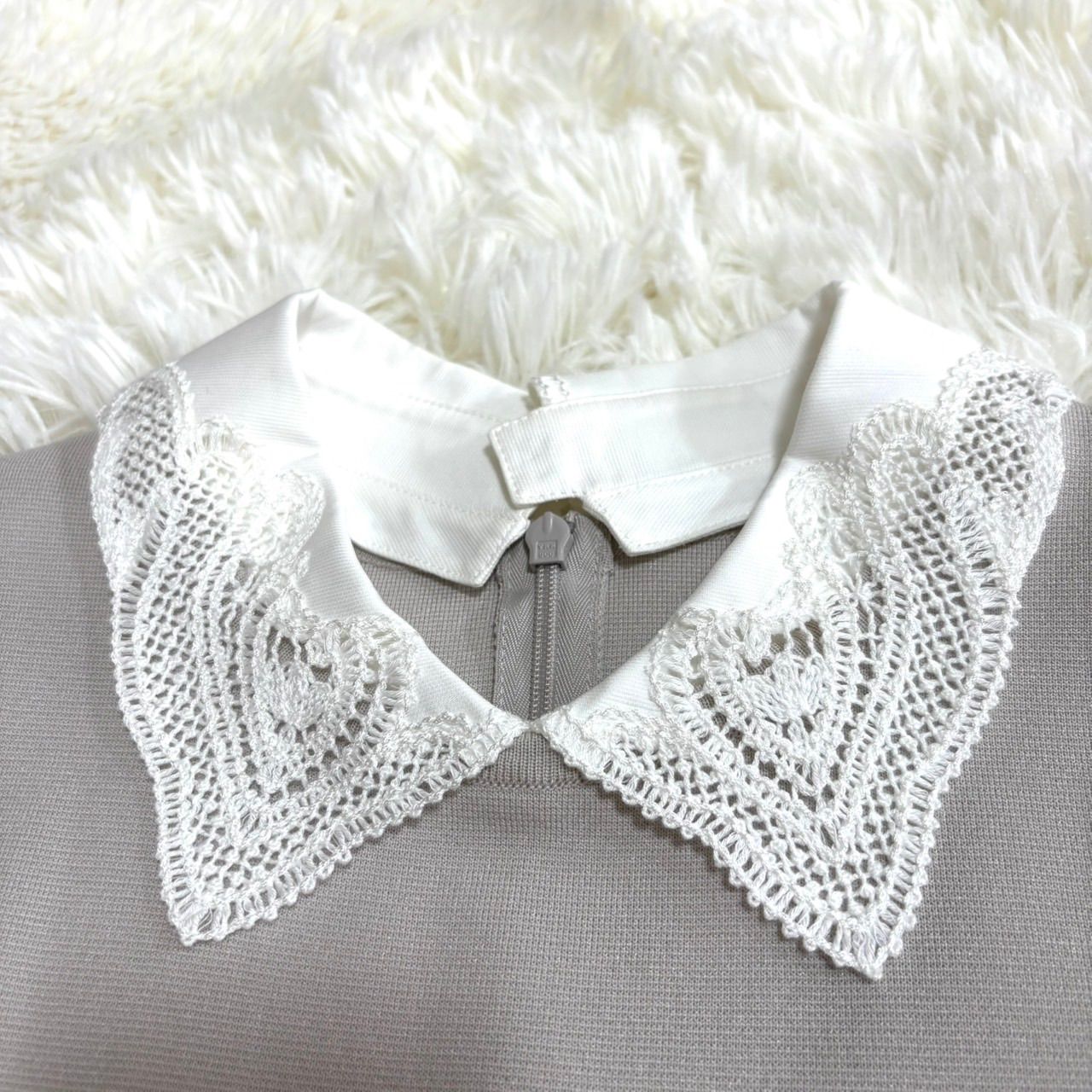 新品同様】FOXEY フォクシー Dress Aria 白 襟ノースリーブドレス