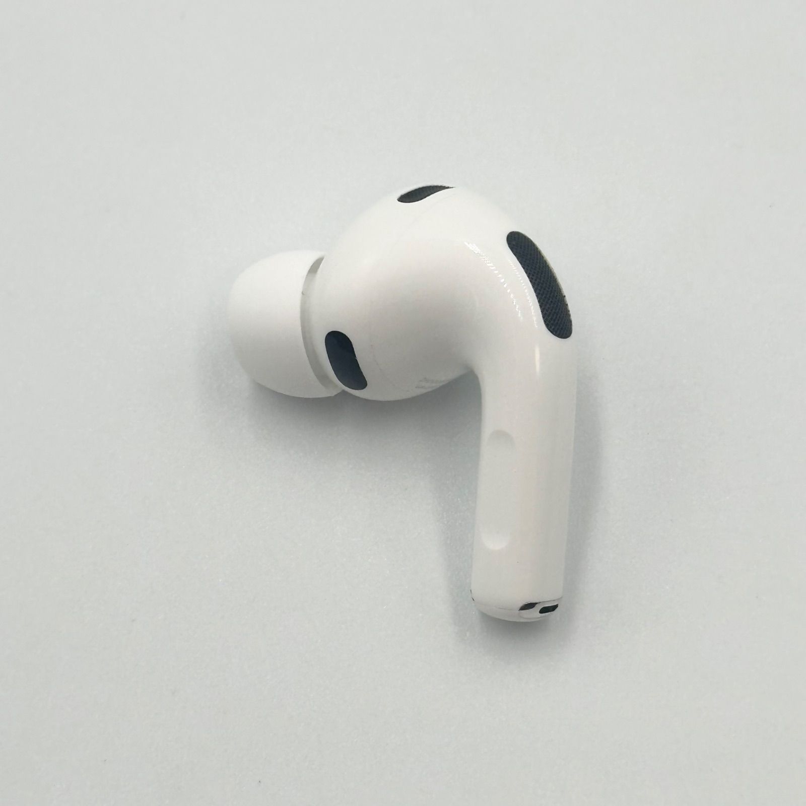 Apple AirPods Pro 第3世代 左耳 A3064 正規品　96 Apple AirPods Pro 第3世代 左耳のみ A3064 正規品【24時間以内発送