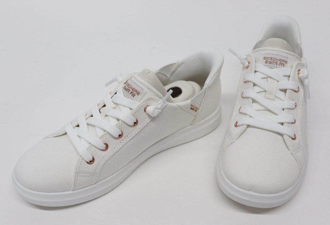 すぐに滑走可能♪ 一流メーカーで揃えた 綺麗なレディース向けセット♪ SKECHERS レディーススニーカー ハンズフリー ボブズ D ヴァイン 25cm