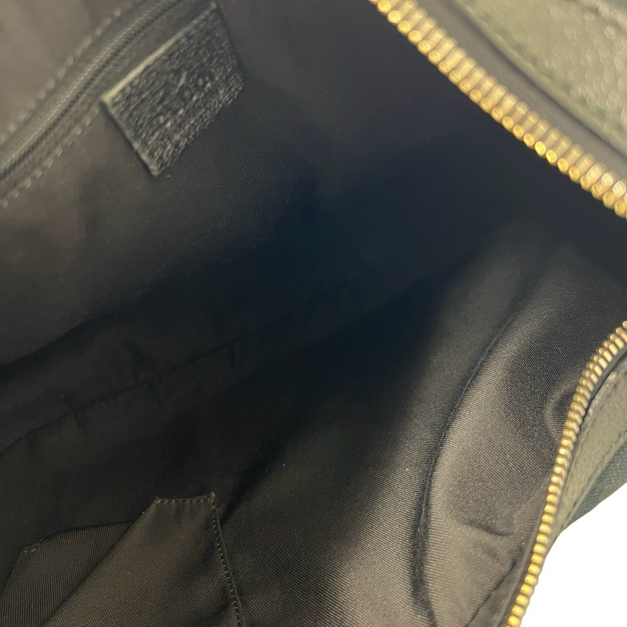 極 美品 袋付 GUCCI グッチ GG ロゴ 柄 金具 キャンバス レザー 本革