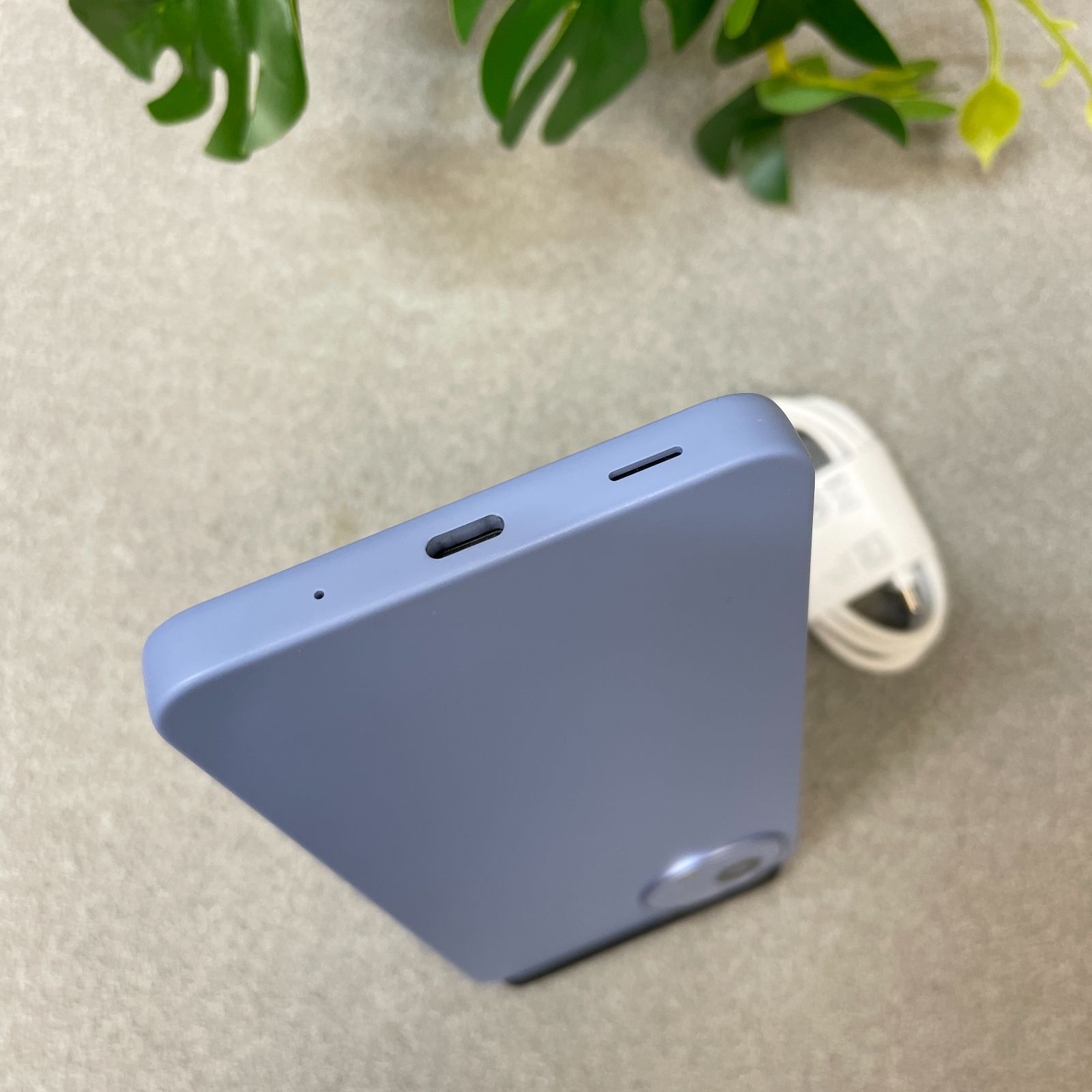 AQUOS Wish5 SH-52F 64GB ミソラ SIMフリー - メルカリ