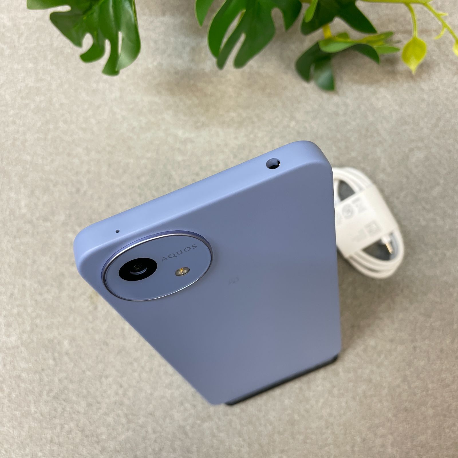 AQUOS Wish5 SH-52F 64GB ミソラ SIMフリー - メルカリ