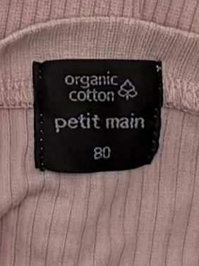 https://assets.mercari-shops-static.com/-/large/plain/2JXfyovhadFpgALbnut4jp.jpg@jpg