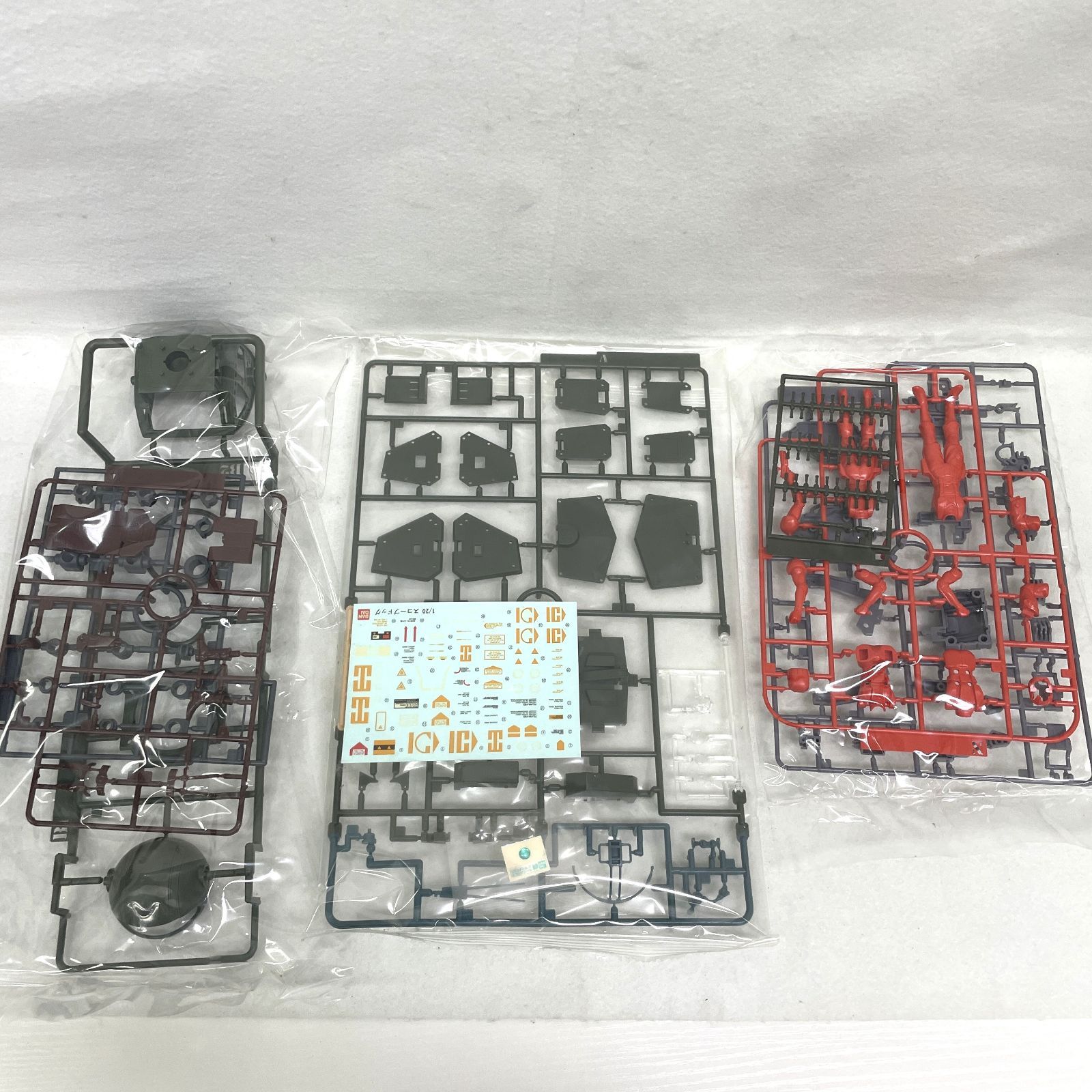 BANDAI/バンダイ 装甲騎兵ボトムズ 1/20 Scale Model ATM-09-ST