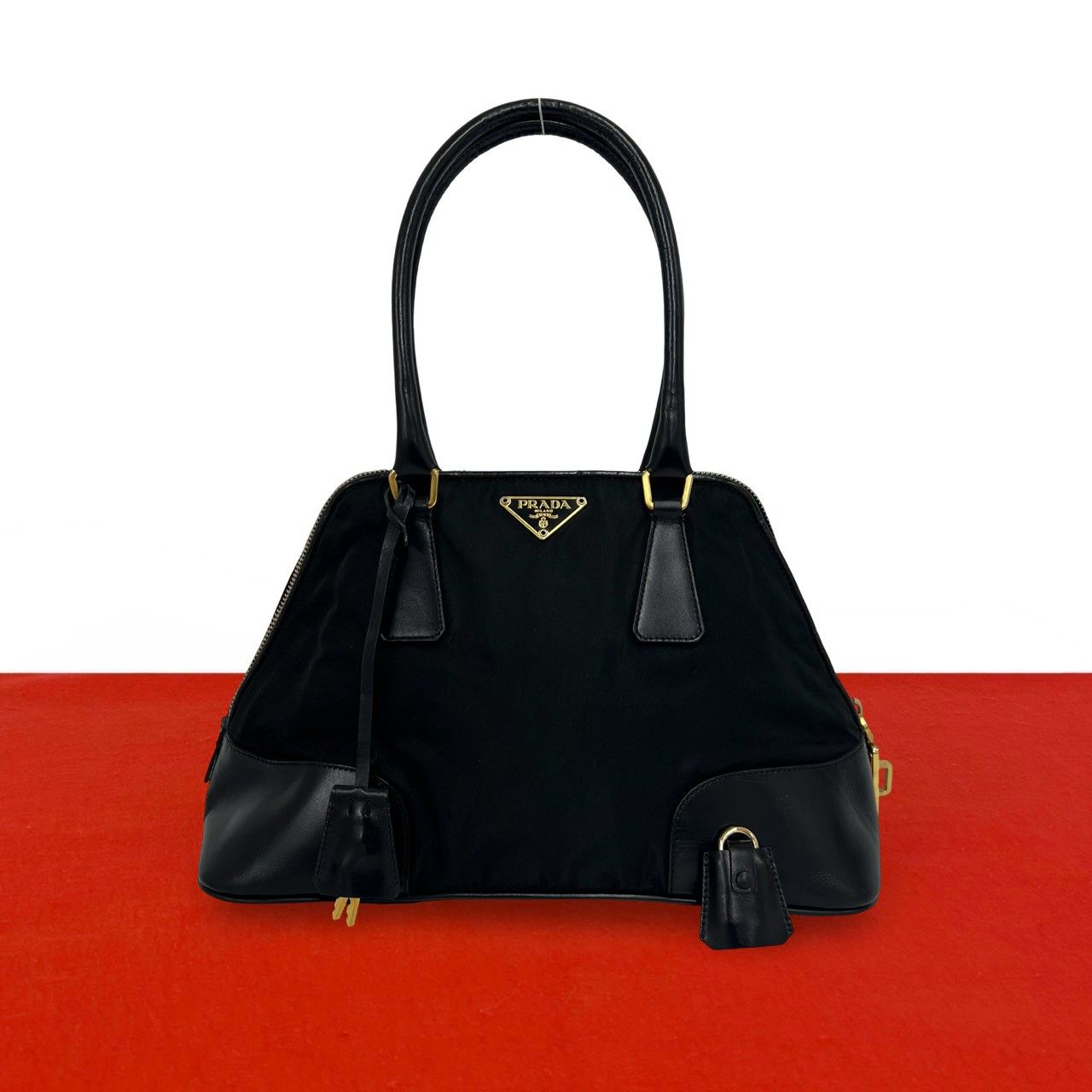 極 美品 鍵付き PRADA プラダ 三角 ロゴ 金具 テスート ポコノ