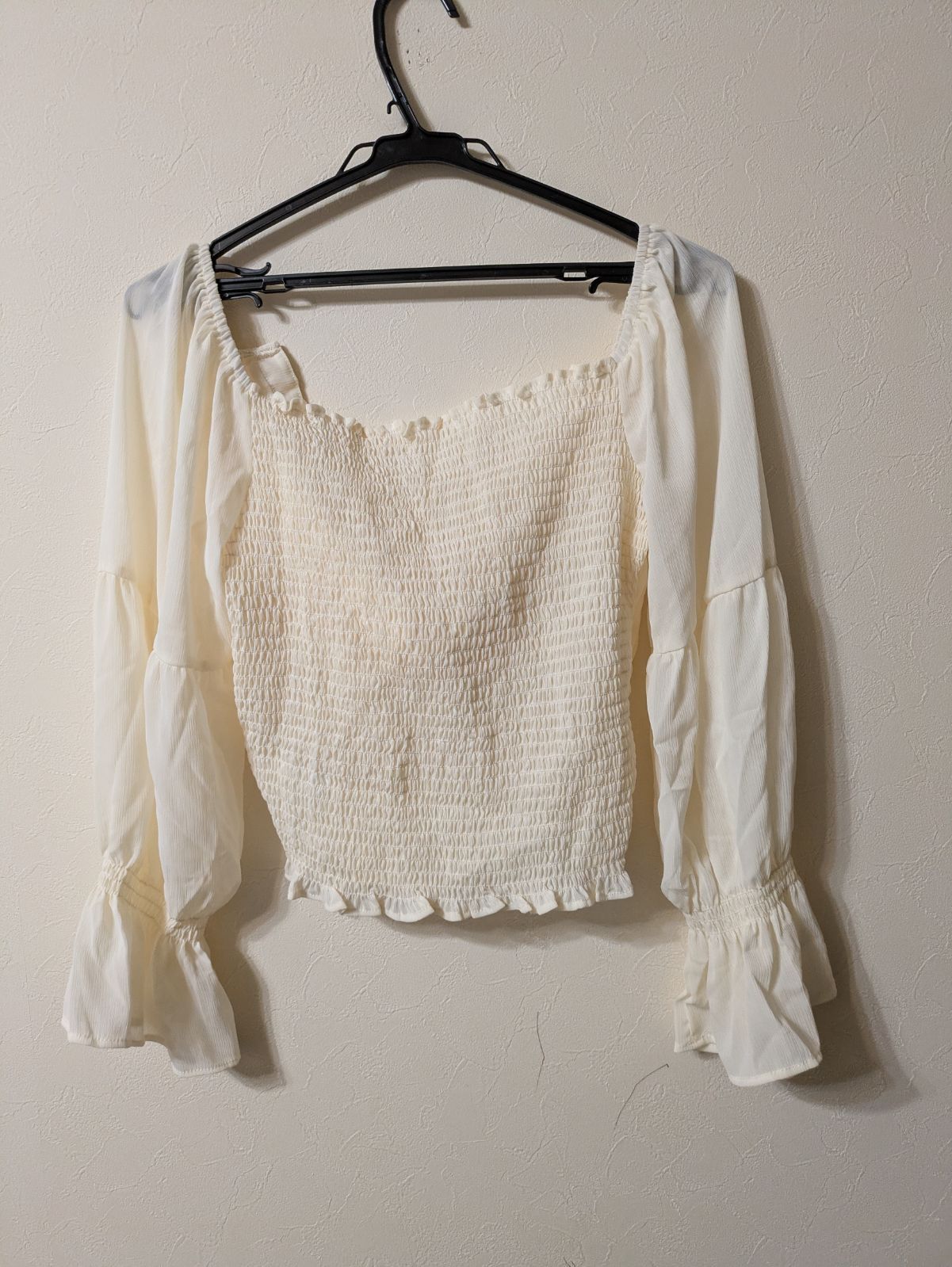 https://assets.mercari-shops-static.com/-/large/plain/2JXgCdXRuistqckyzKwbEg.jpg@jpg
