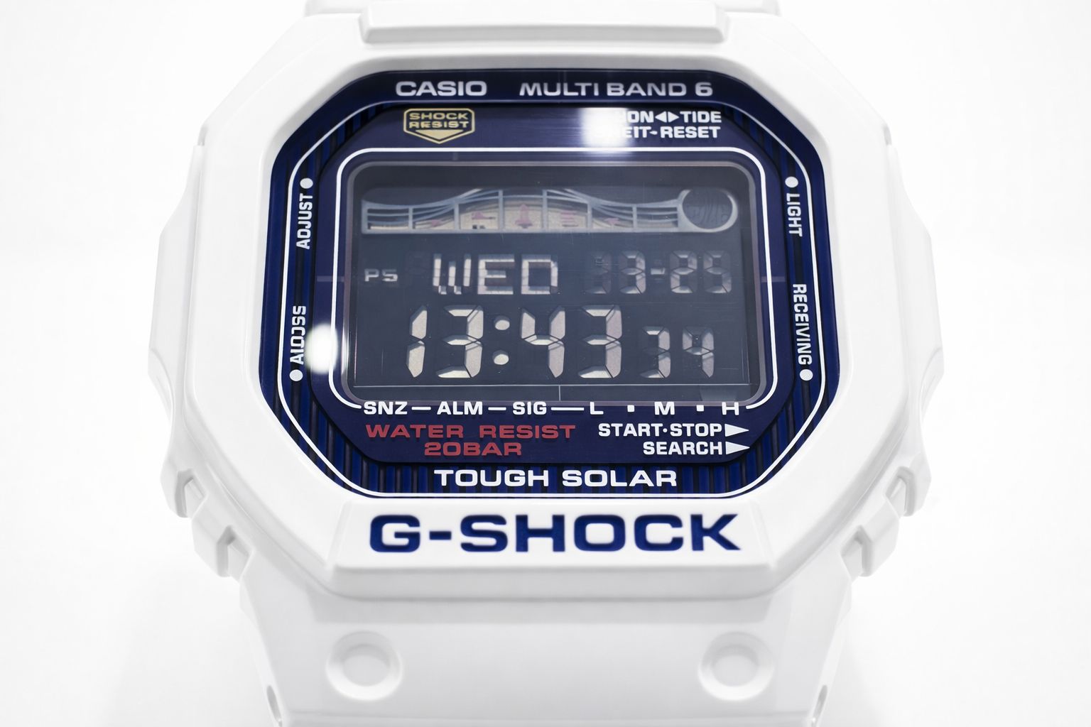 CASIO G-SHOCK G-LIDE GWX-5600C-7JF 電波ソーラー ホワイト タイド