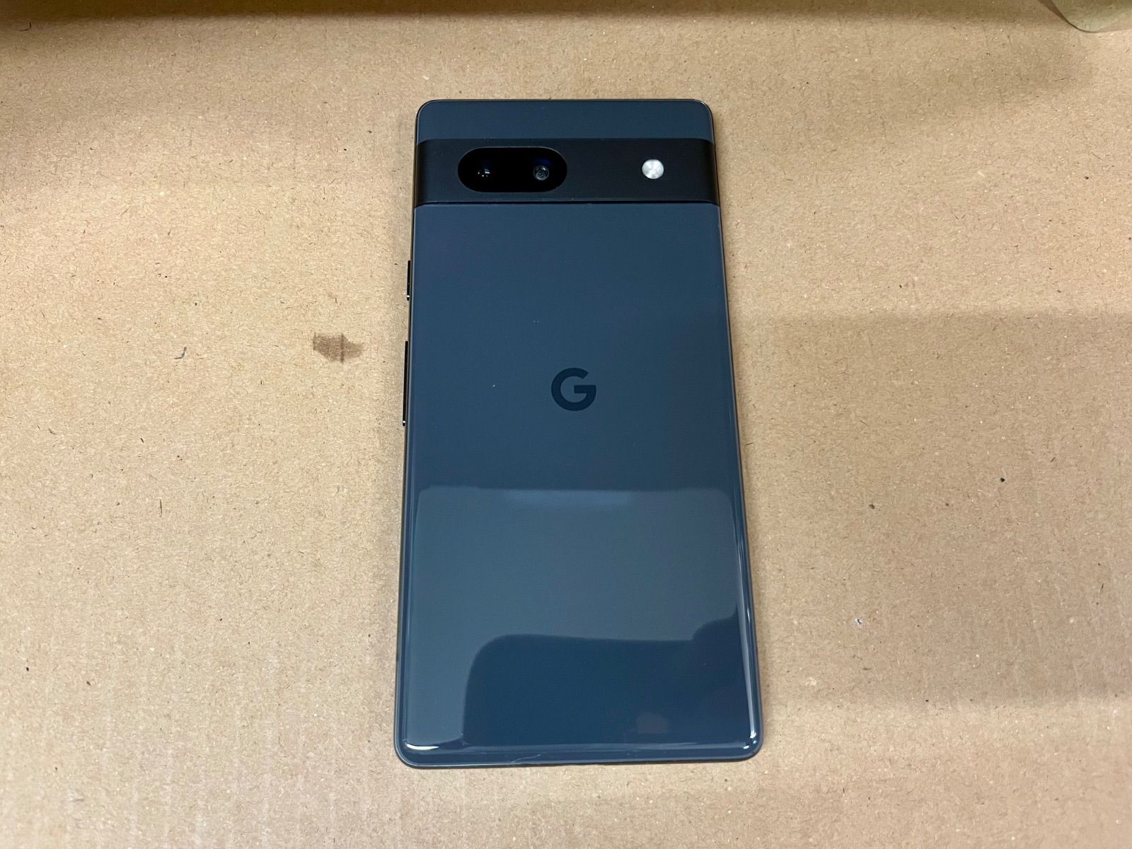 Google pixel 7a 128GB チャコール - メルカリ