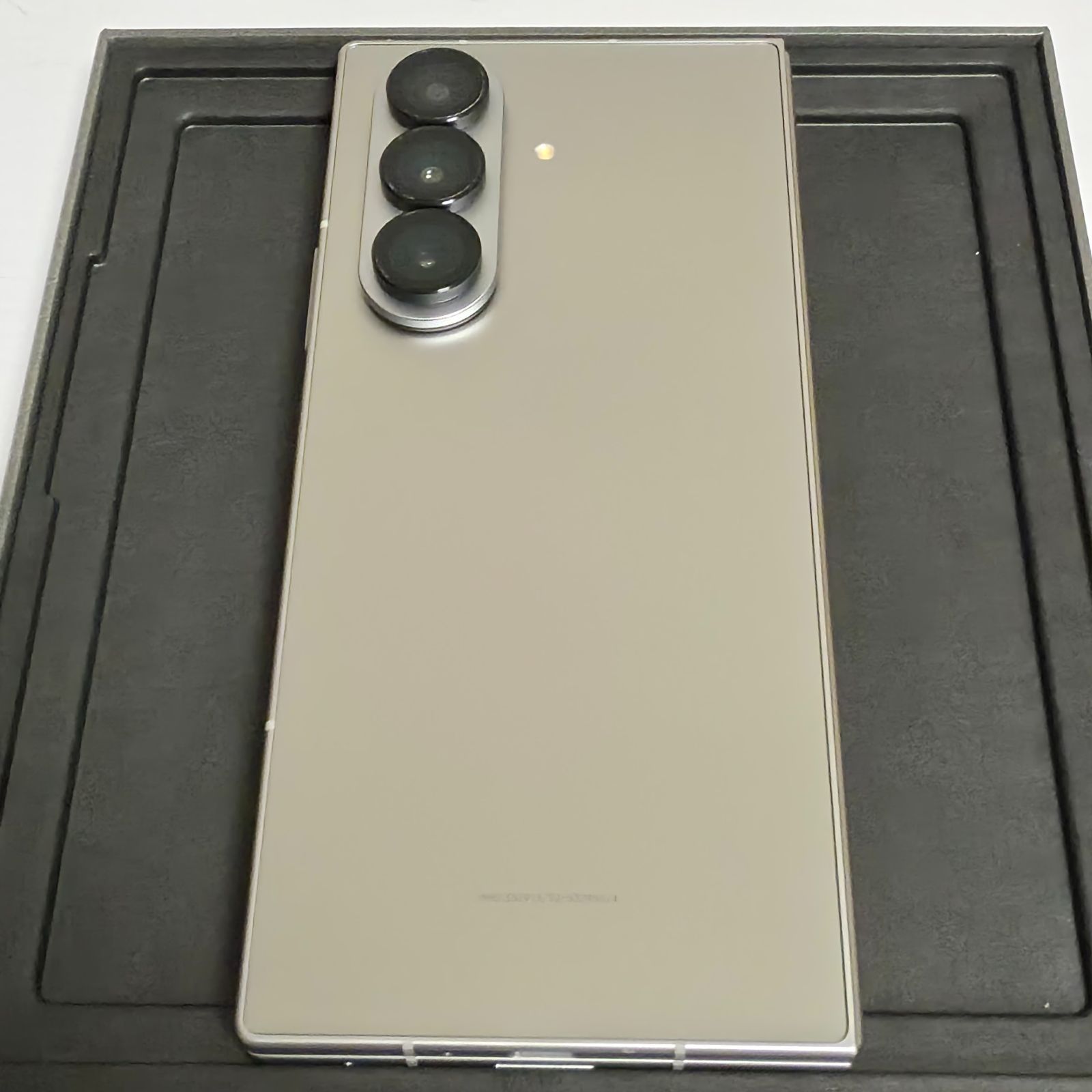 Galaxy Z Fold7 256GB SIMフリー シルバー - メルカリ