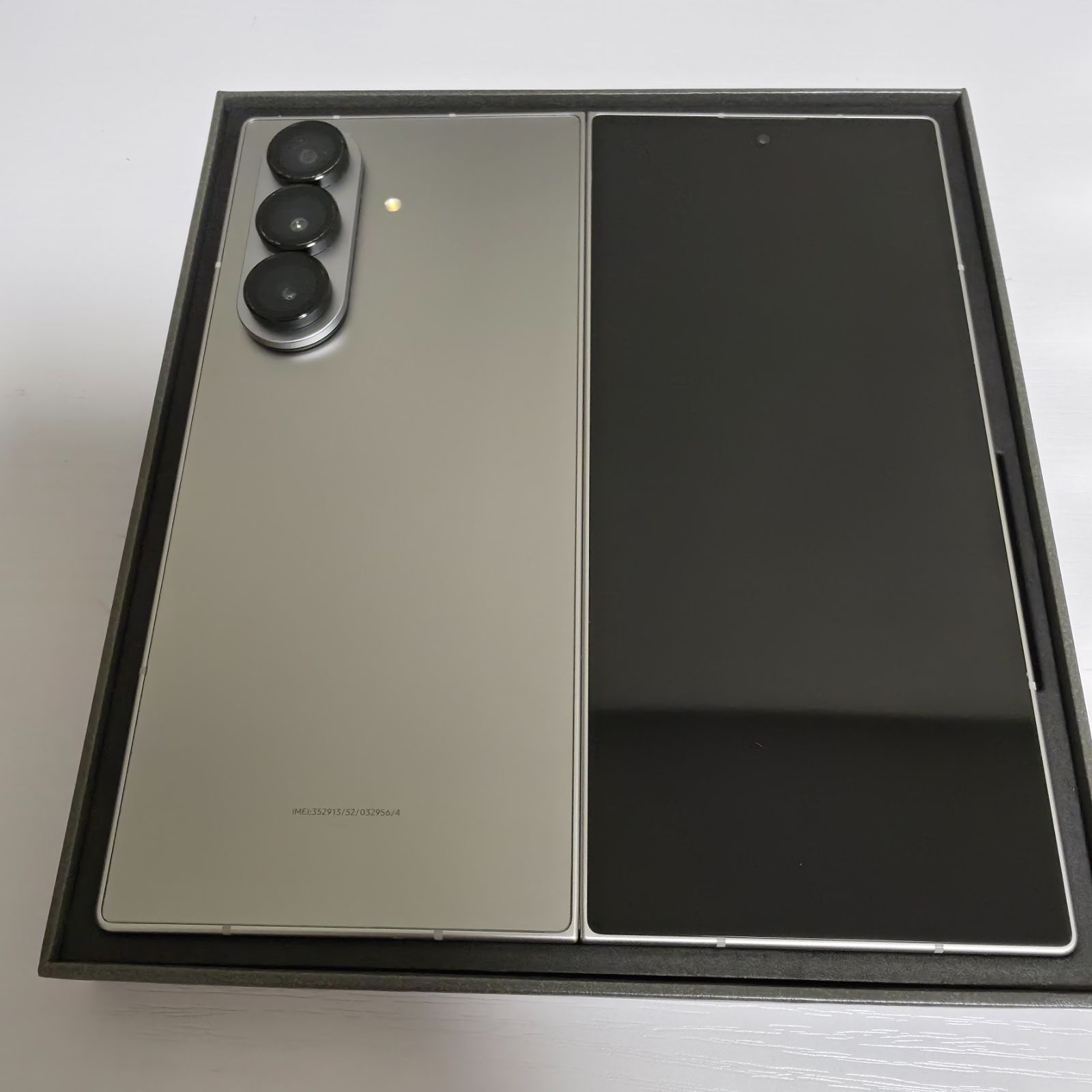 Galaxy Z Fold7 256GB SIMフリー シルバー - メルカリ