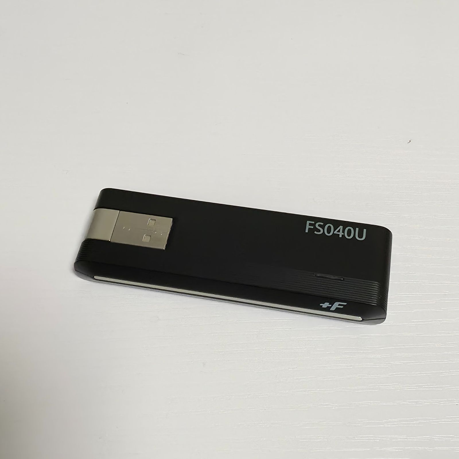 富士ソフト FS040U LTE USBドングル SIMフリー やや傷や汚れあり