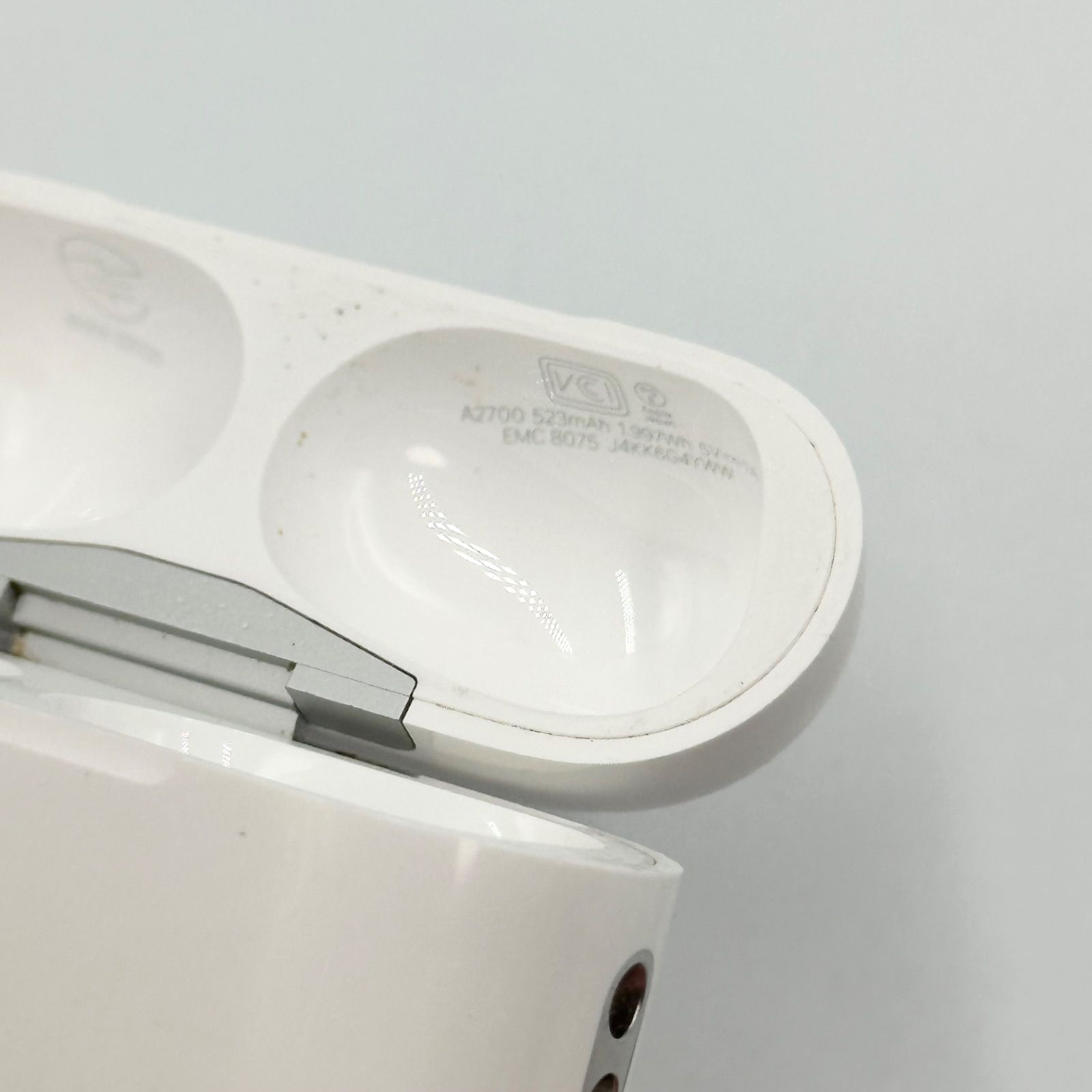 Apple AirPods Pro 第2世代 ケースのみ A2700 正規品 lightningモデル
