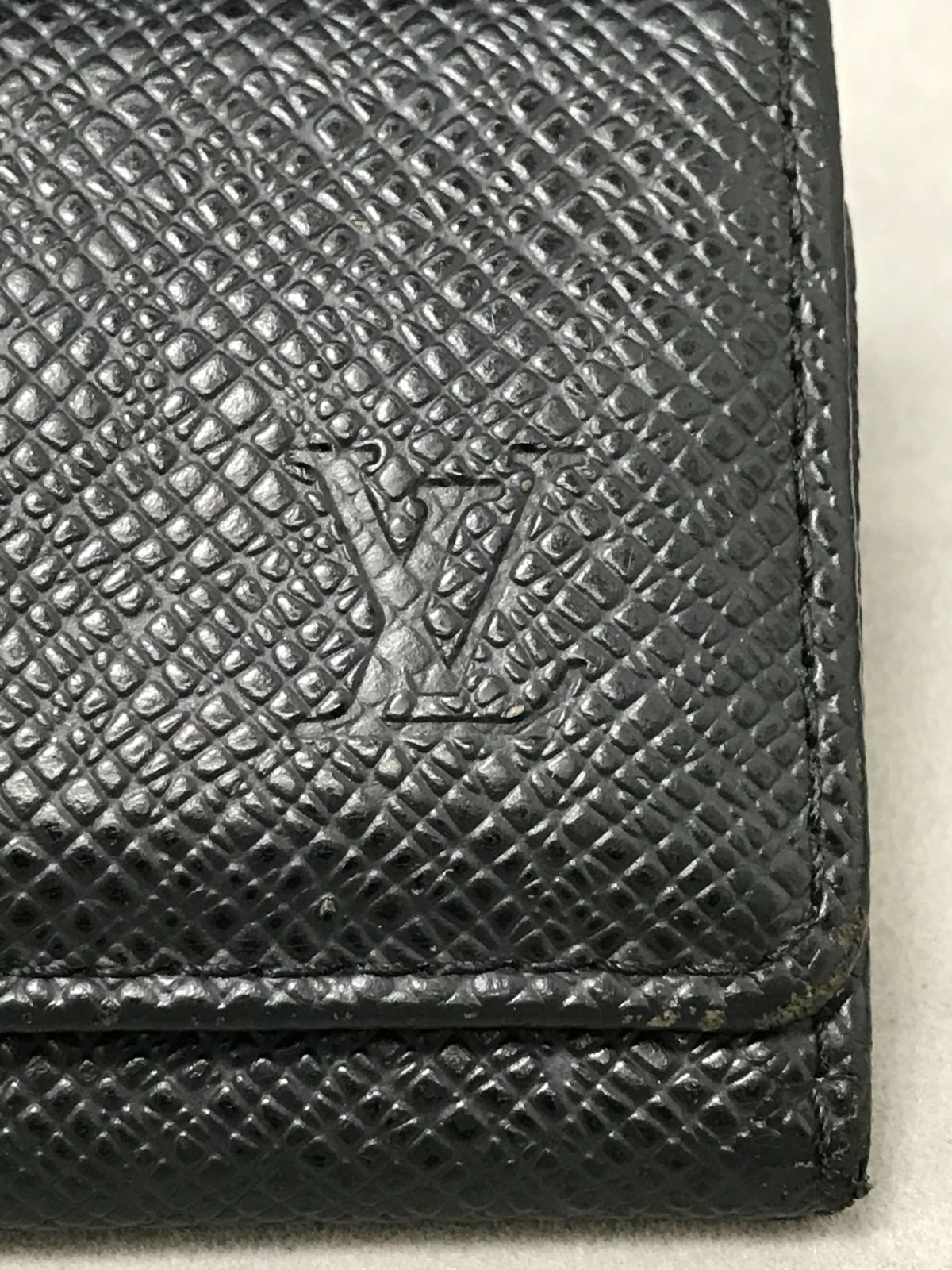 LOUIS VUITTON ルイヴィトン 4連キーケース タイガ ブラック 3558