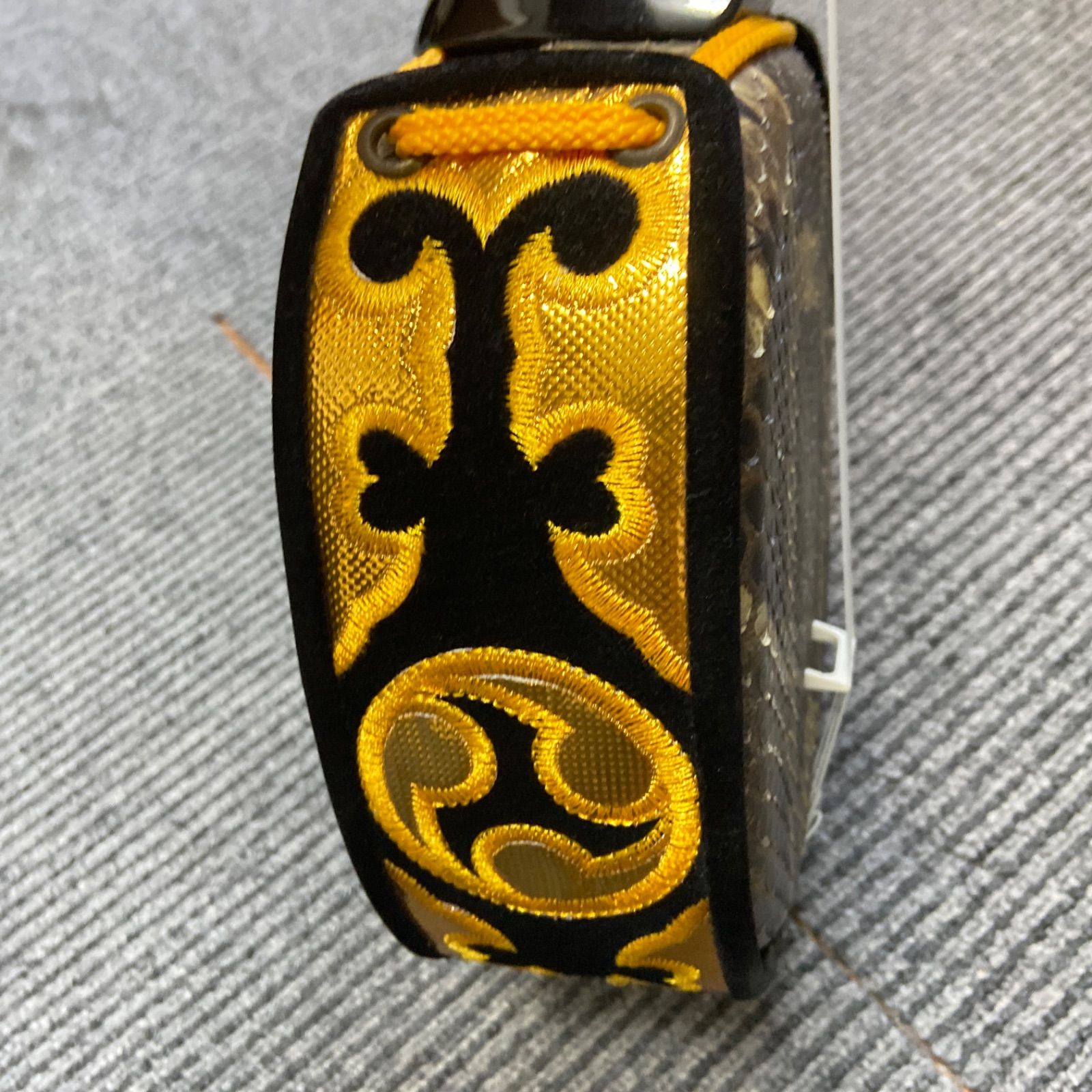 伝統工芸】沖縄 三線 蛇皮 本格派 琉球 和楽器 - メルカリ