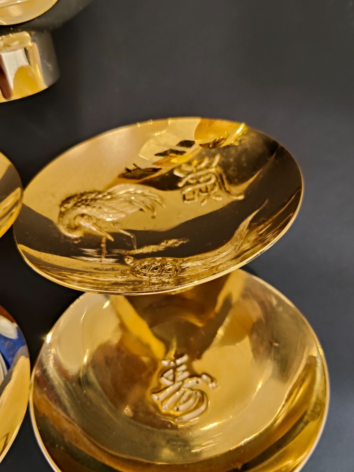 24KGP】金杯 5点セット 総重量約346g 盃 菊紋 鳳凰 寿 縁起物 飾り