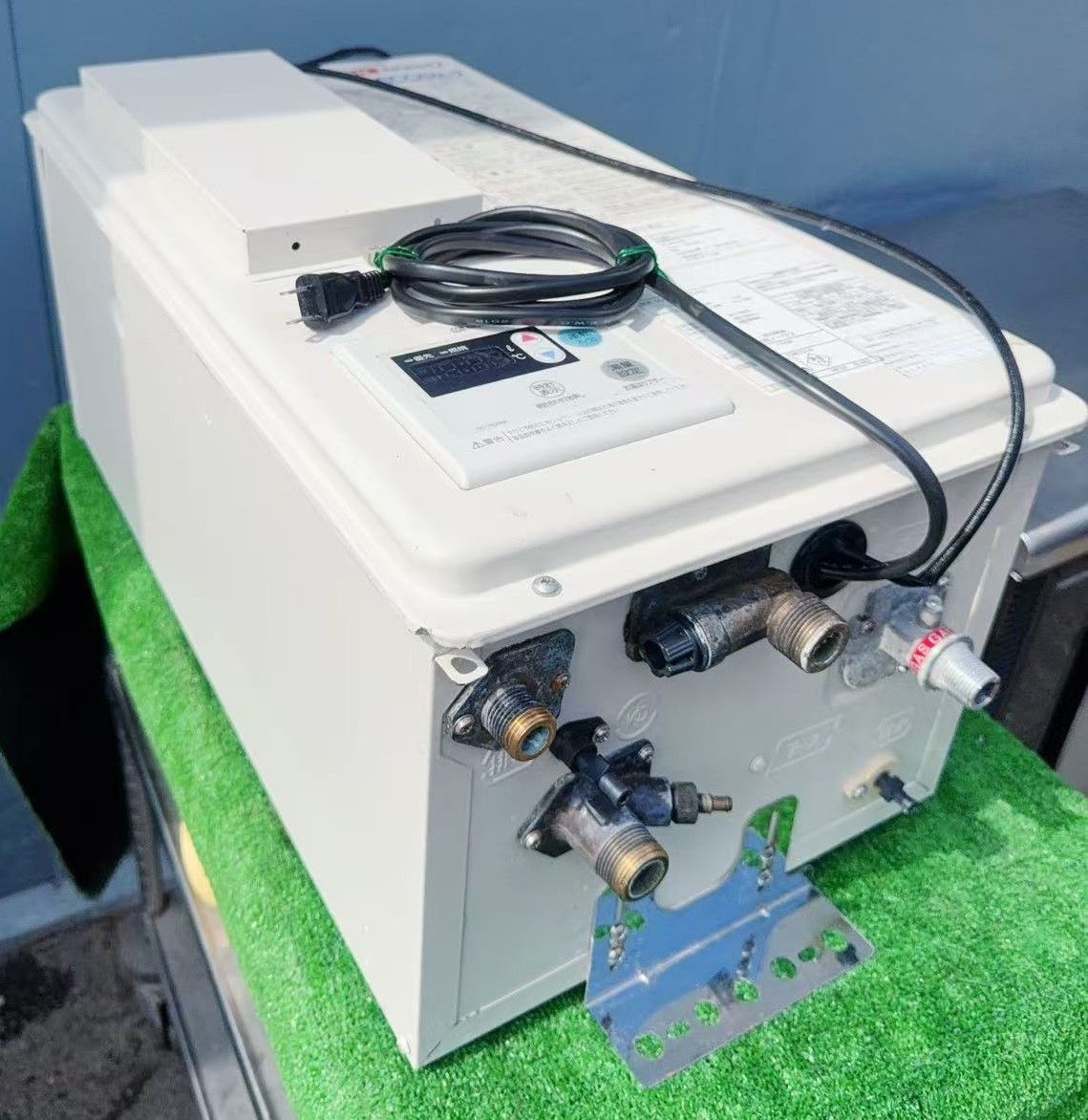 中古】ガス給湯器 ノーリツ GQ-C2422WZD-FH 都市ガス 2018年 - メルカリ