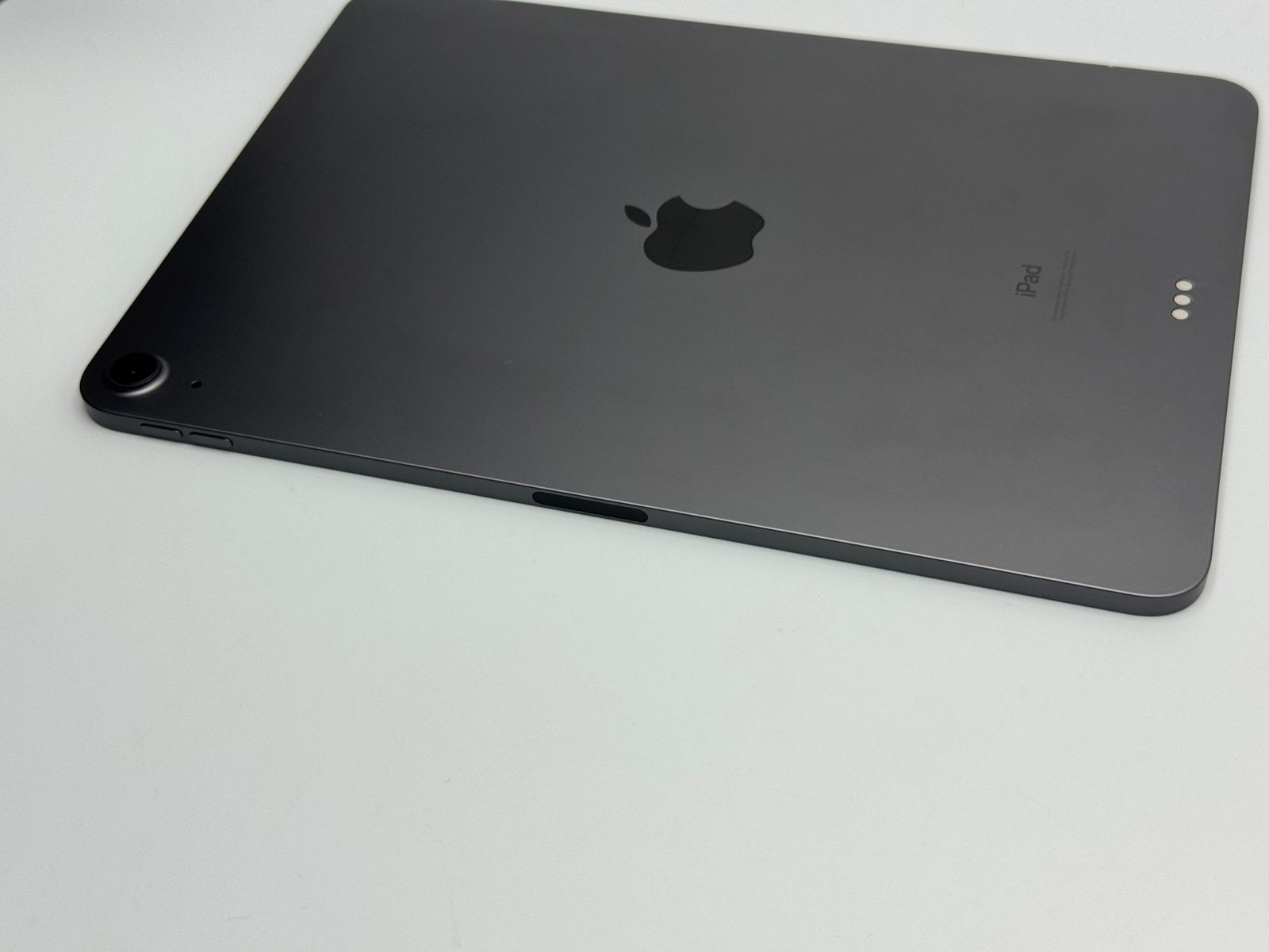 iPad Air 4 64GB スペースグレイ Wi-Fi Apple やや傷や汚れあり - メルカリ