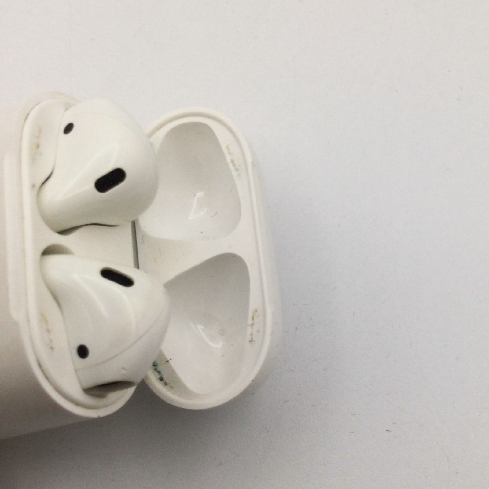 AirPods 第2世代 apple #i00455 - メルカリ
