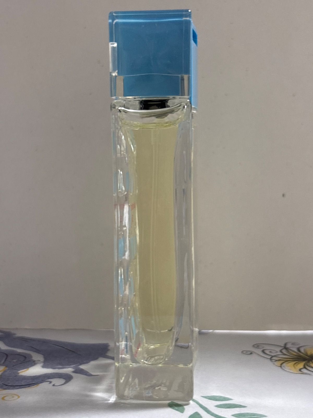 エマニュエル ウンガロ アパラシオン スカイ オードトワレ 30mL【中古