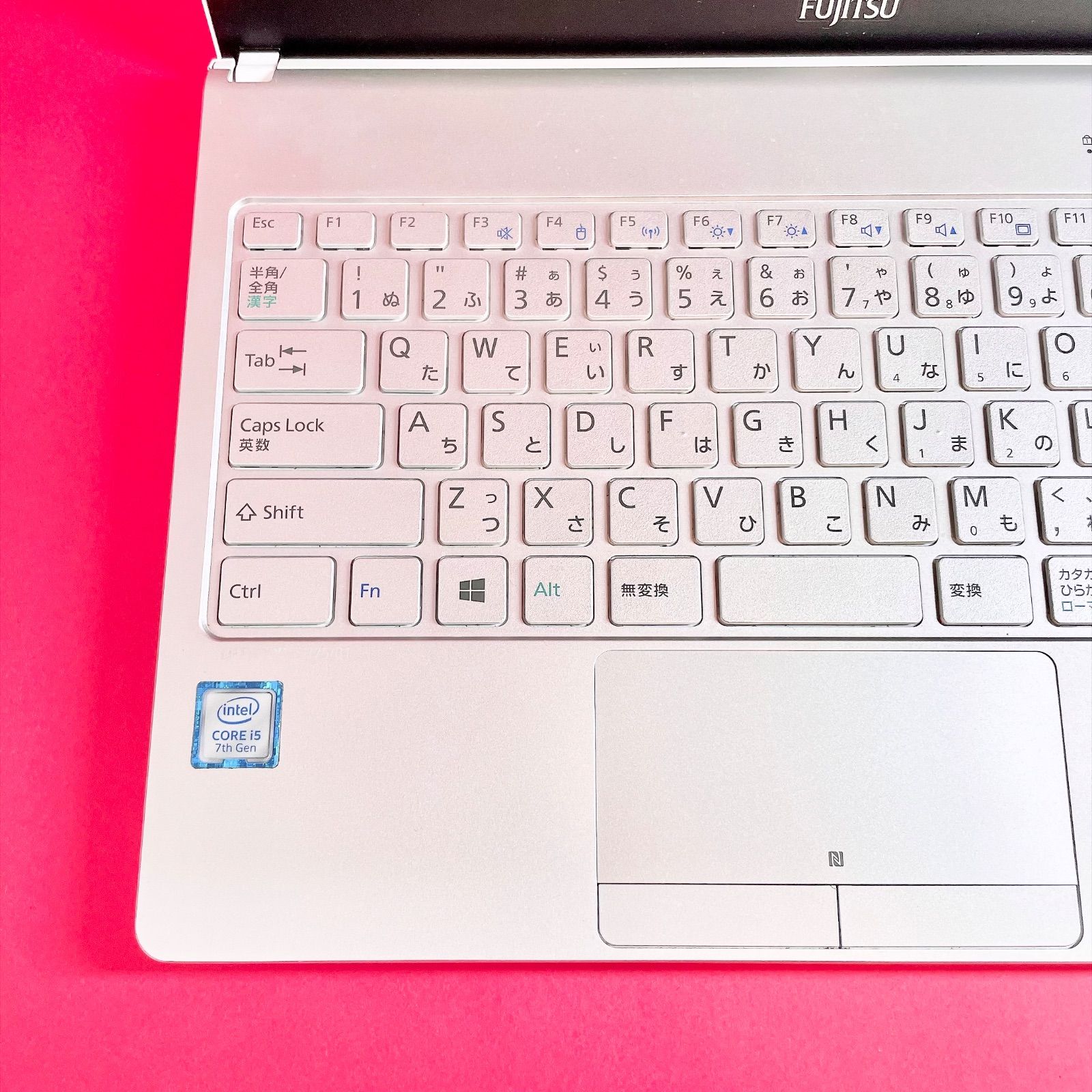 バッテリー良好‼️小型軽量ノートパソコン Corei5 SSD128GB 薄型 13.3