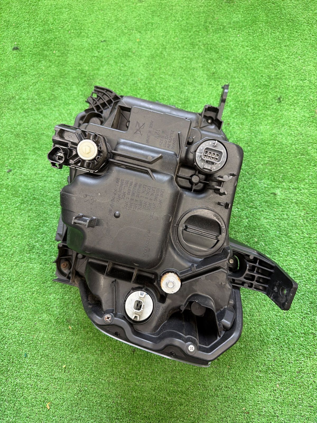 ホンダ N-VAN JJ1 JJ2 純正 右側 ヘッドライト KOITO 100-6228M (3475