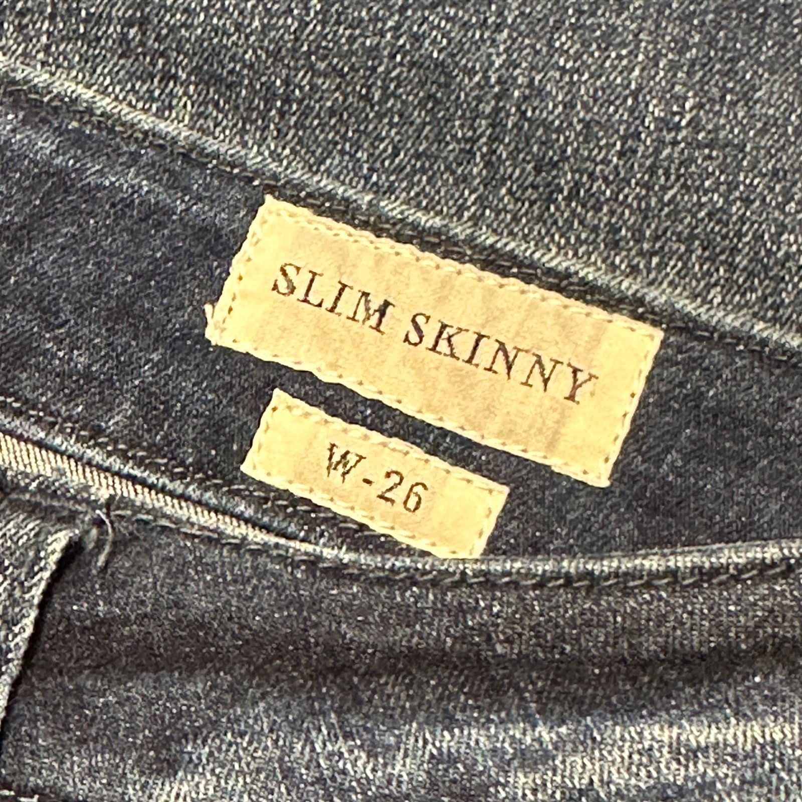 https://assets.mercari-shops-static.com/-/large/plain/2JXiLFf3n7PANtoDWe57YE.jpg@jpg