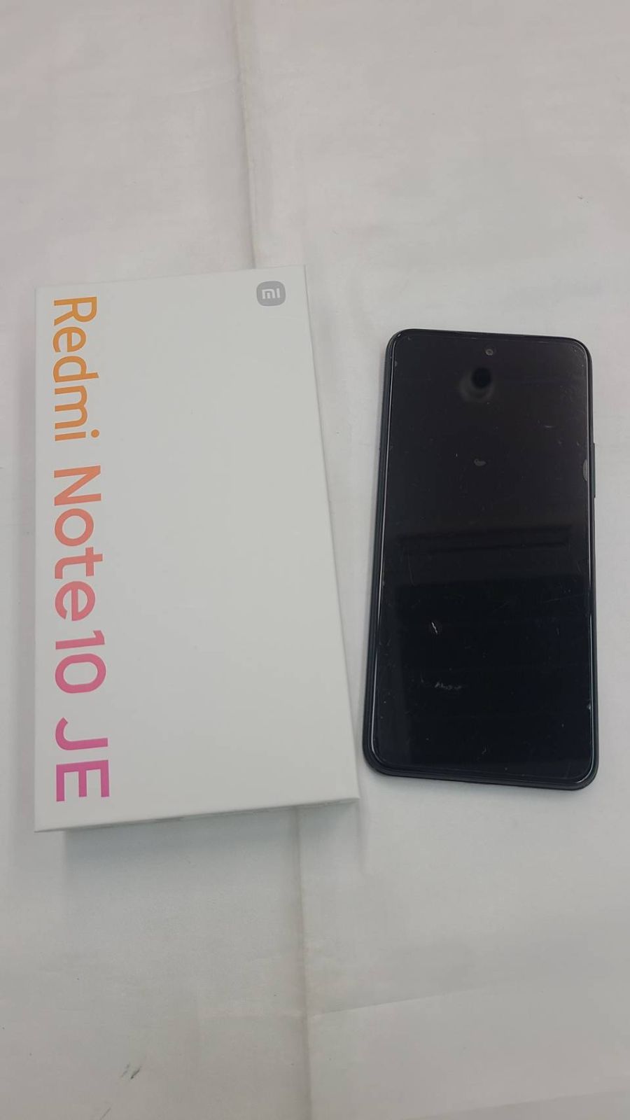 N【ジャンク品】Xiaomi スマートフォン Redmi Note 10 JE グラファイト
