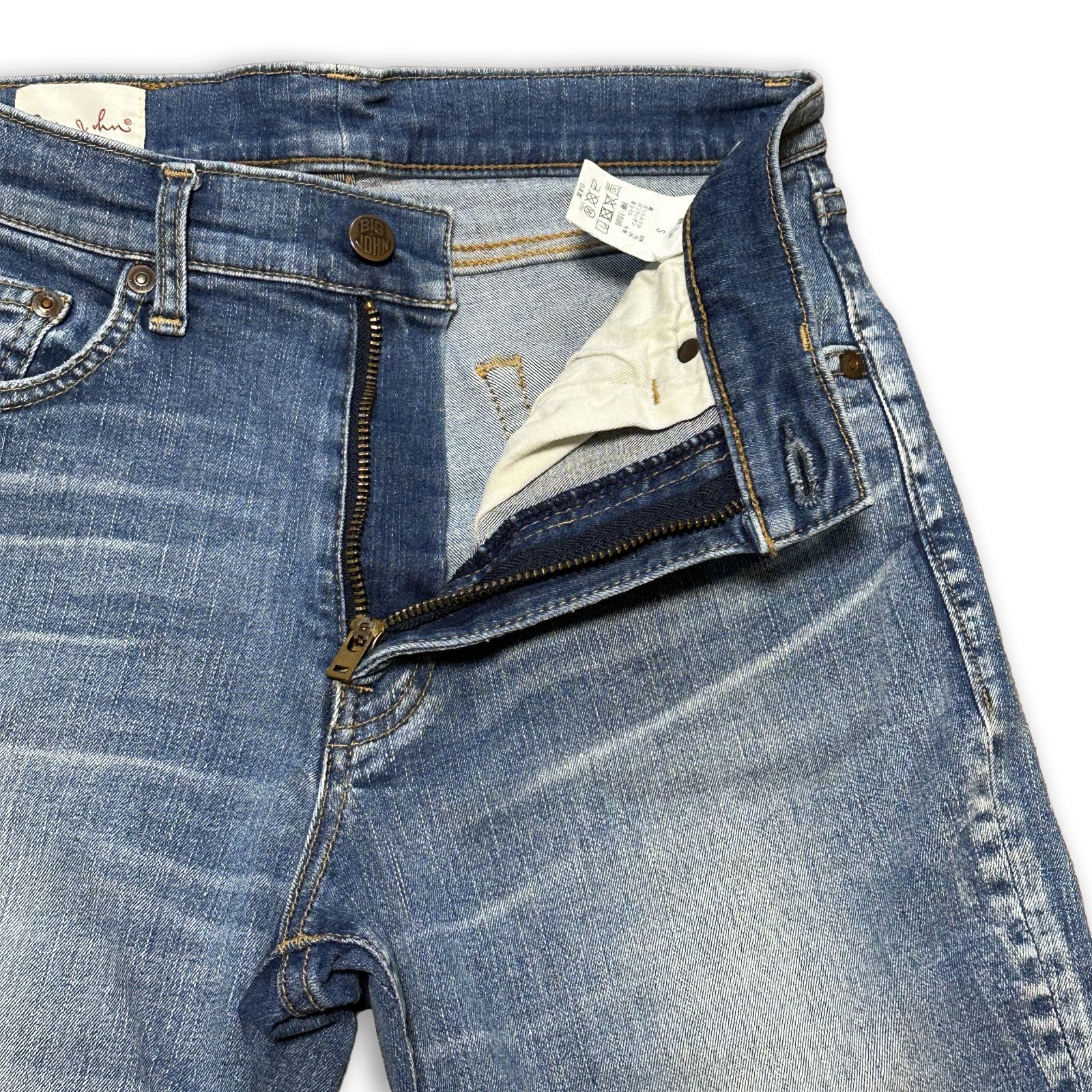https://assets.mercari-shops-static.com/-/large/plain/2JXiQdDpc5BQ5WXgWoy6Lv.jpg@jpg