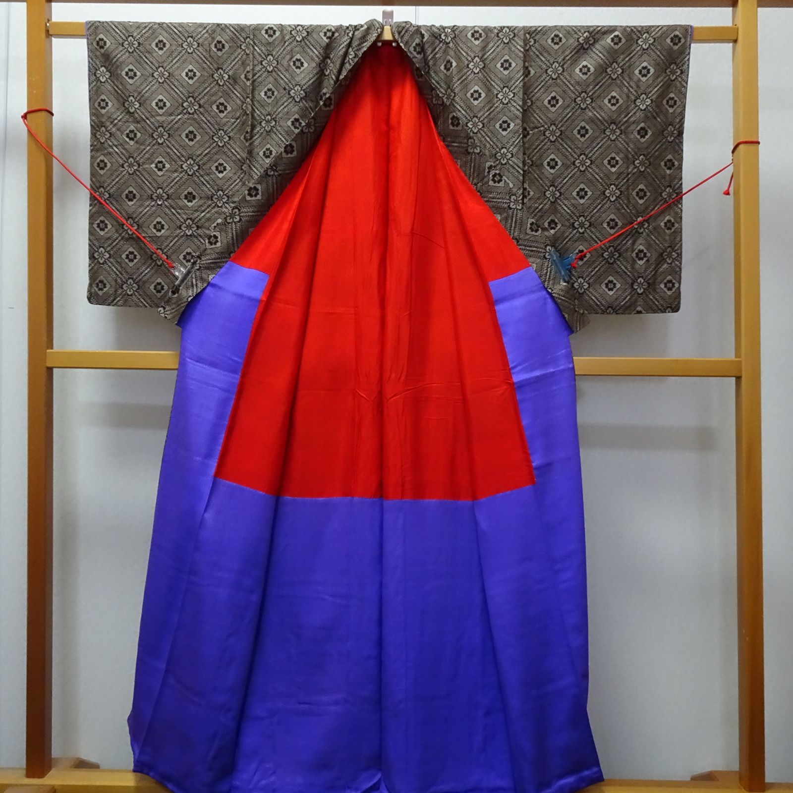 アンティーク 本場大島紬 着物 龍郷【95560y】 - メルカリ