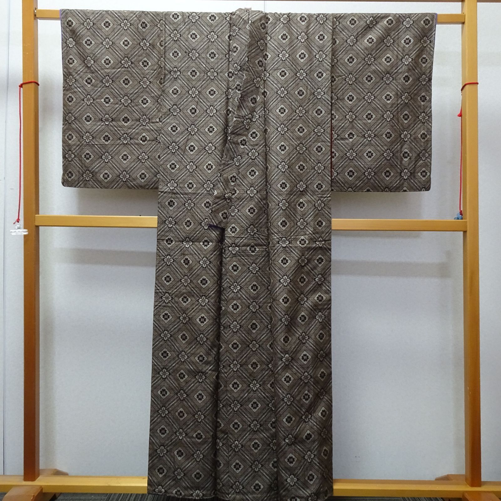 アンティーク 本場大島紬 着物 龍郷【95560y】 - メルカリ